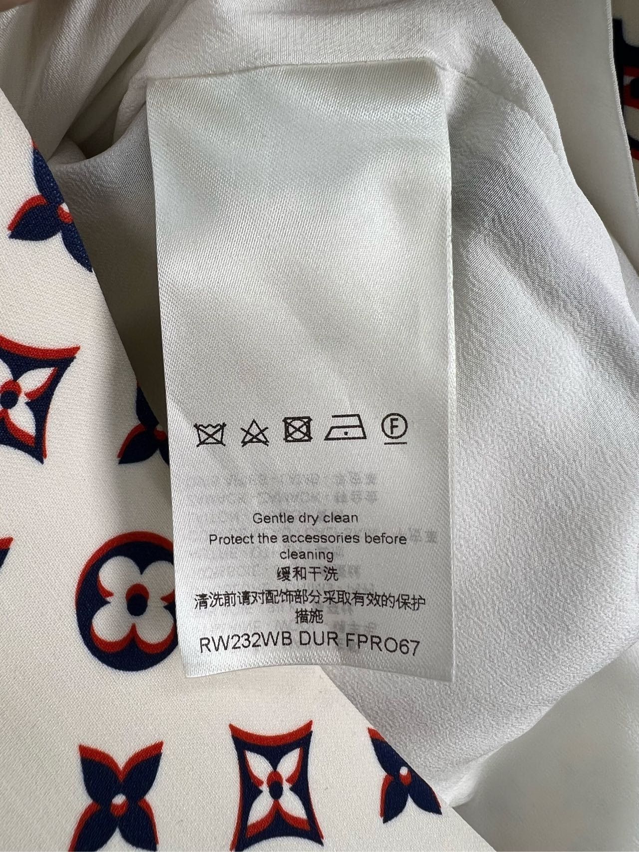Louis Vuitton Louis Vuitton LV Monogram Full Logo Dress Size XXS / US 00 / IT 34 - 5 Thumbnail
