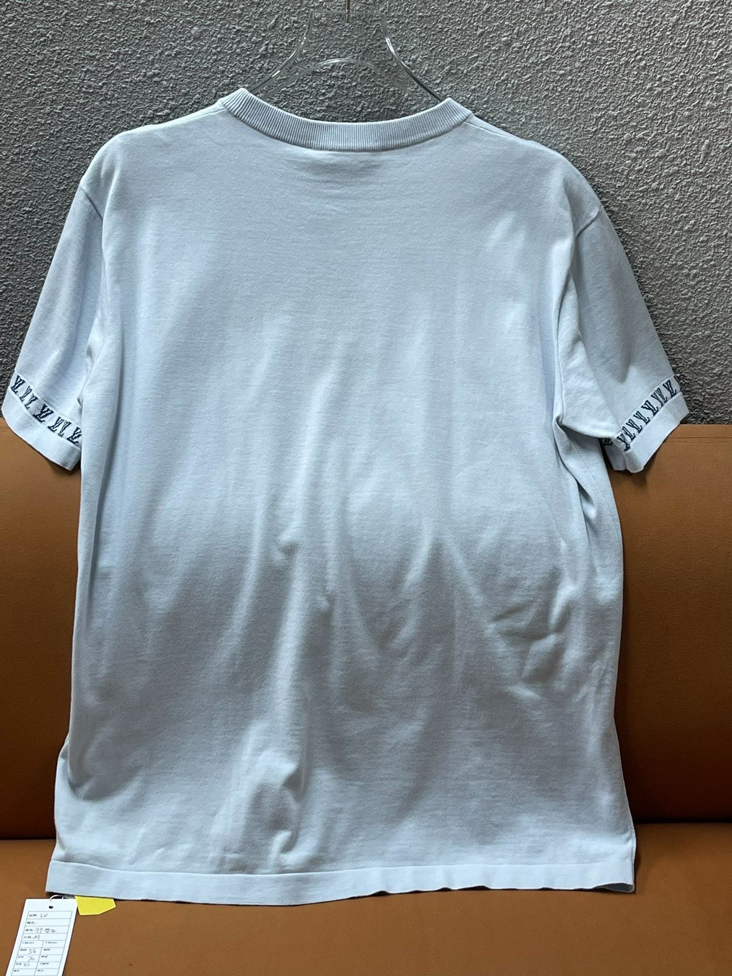 Louis Vuitton Louis Vuitton FW25 Men's Logo Print T-Shirt Size US M / EU 48-50 / 2 - 2 Thumbnail