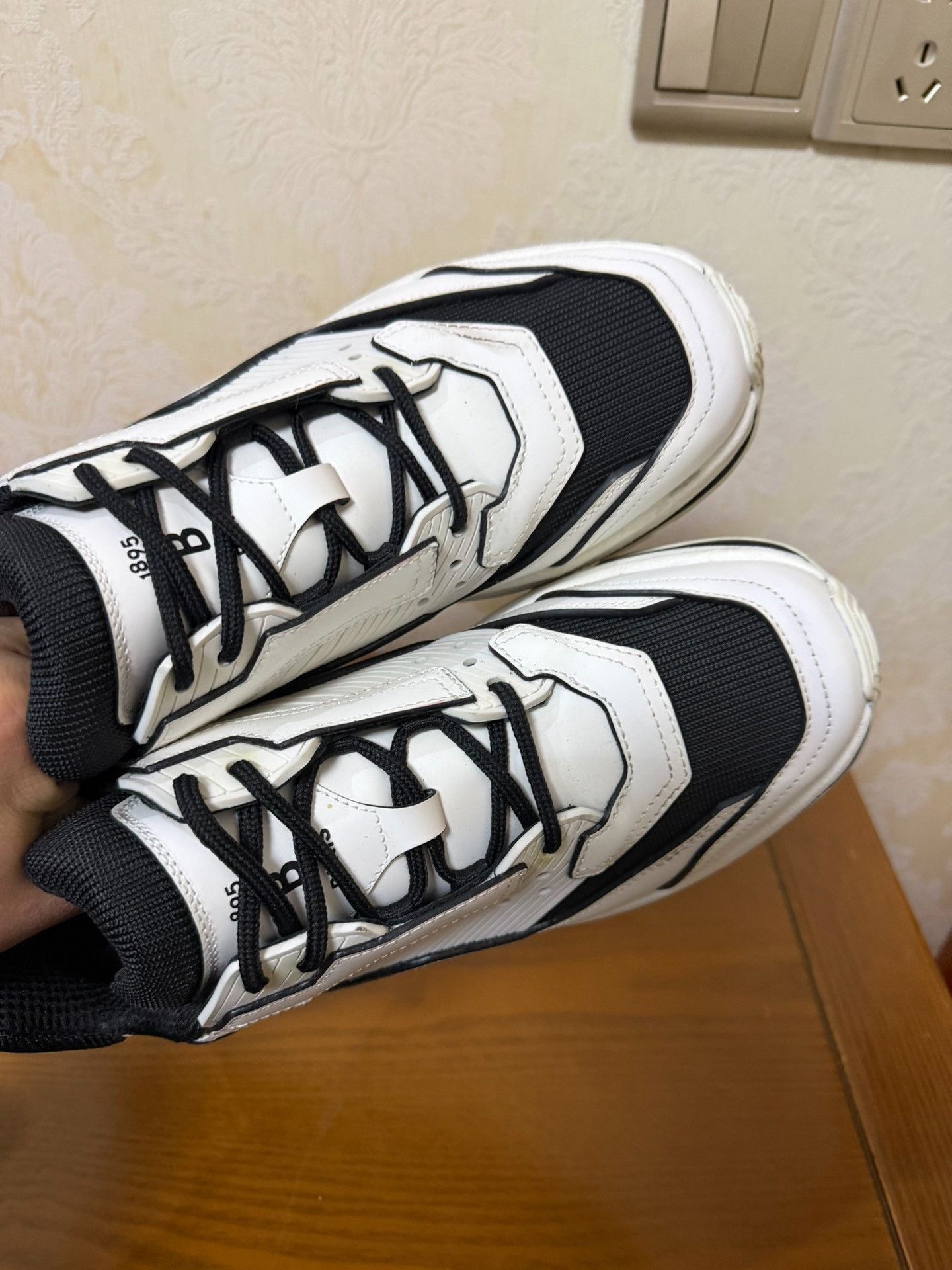 Berluti Berluti White Lowtop Sneakers 39 Men Size US 6.5 / EU 39-40 - 5 Thumbnail