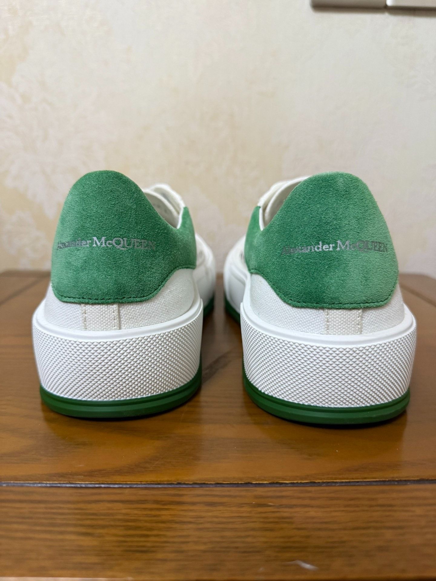 Alexander McQueen Alexander McQueen Canvas Green Lowtop Sneakers 10 Men Size US 10 / EU 43 - 3 Thumbnail