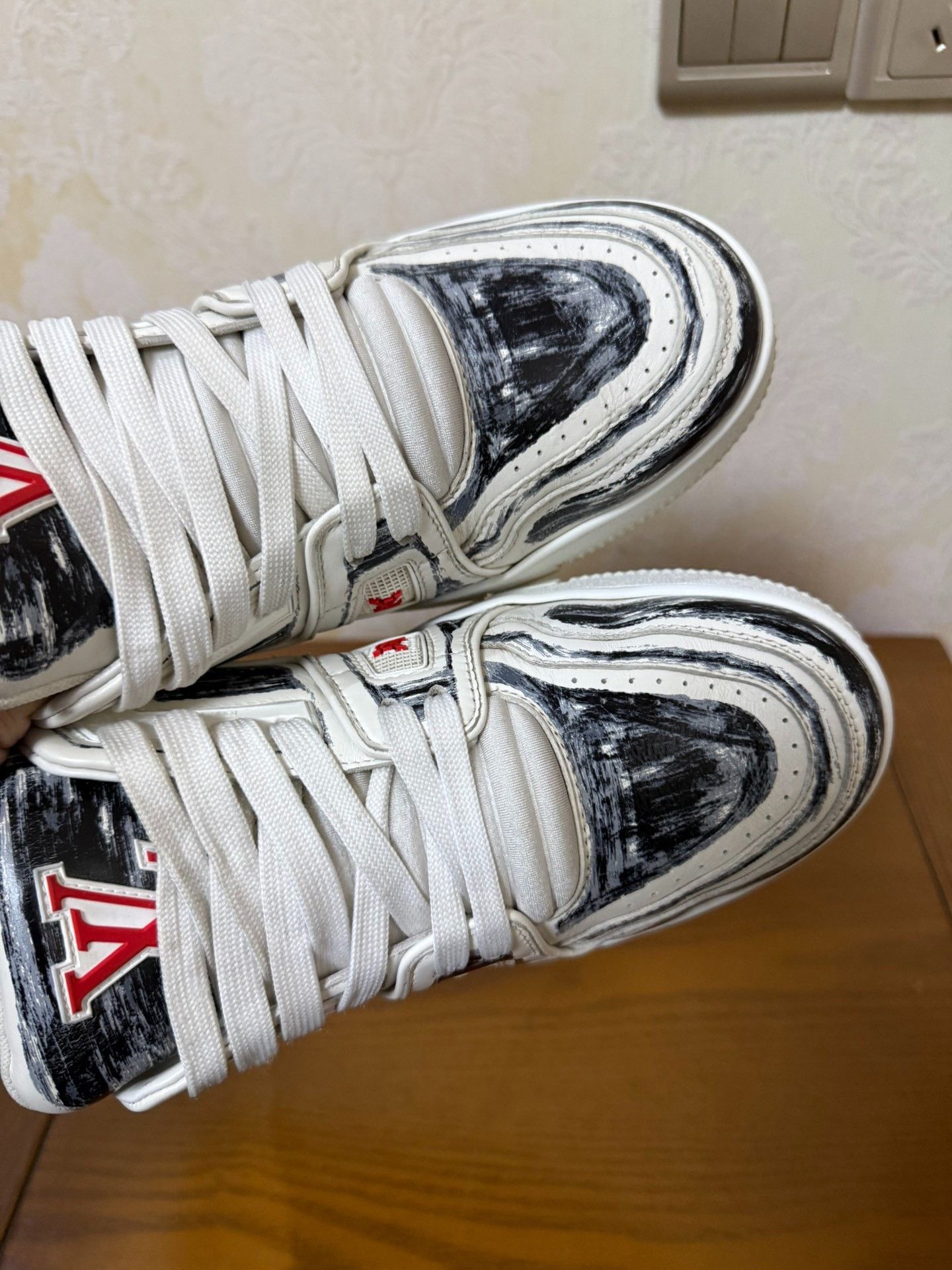 Louis Vuitton Louis Vuitton Training Black Lowtop Sneakers 41 Men Size US 8.5 / EU 41-42 - 5 Thumbnail