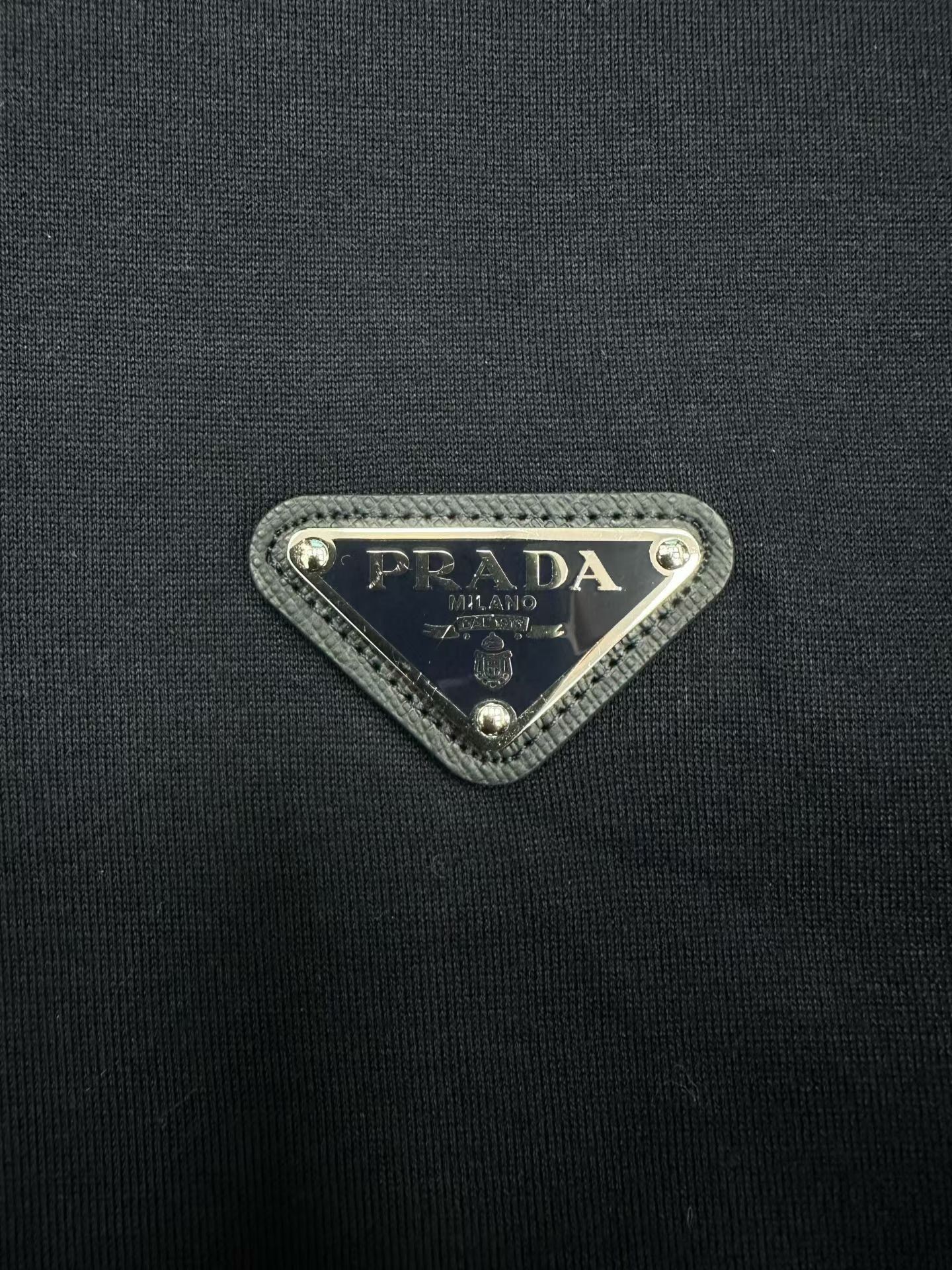 Prada Prada Hoodie xxl Men Size US XXL / EU 58 / 5 - 2 Thumbnail