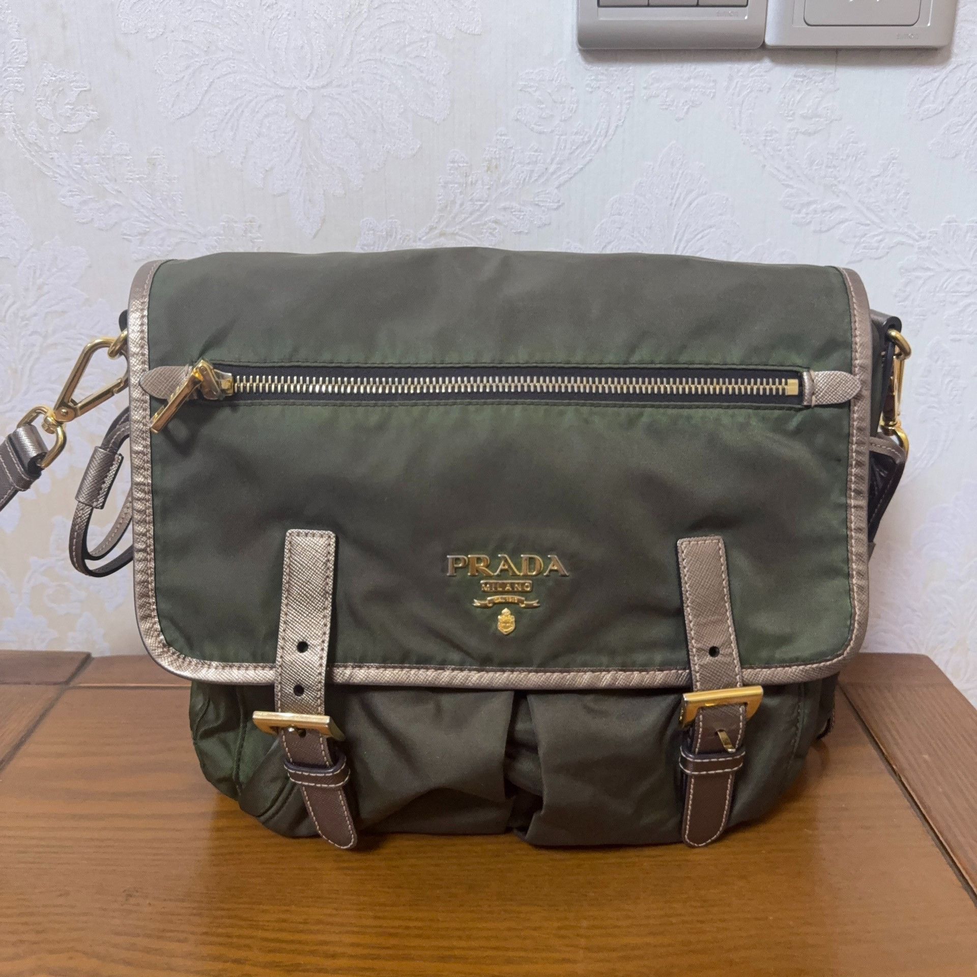 Prada Prada Green Shoulder Bag M Women Size ONE SIZE - 4 Thumbnail