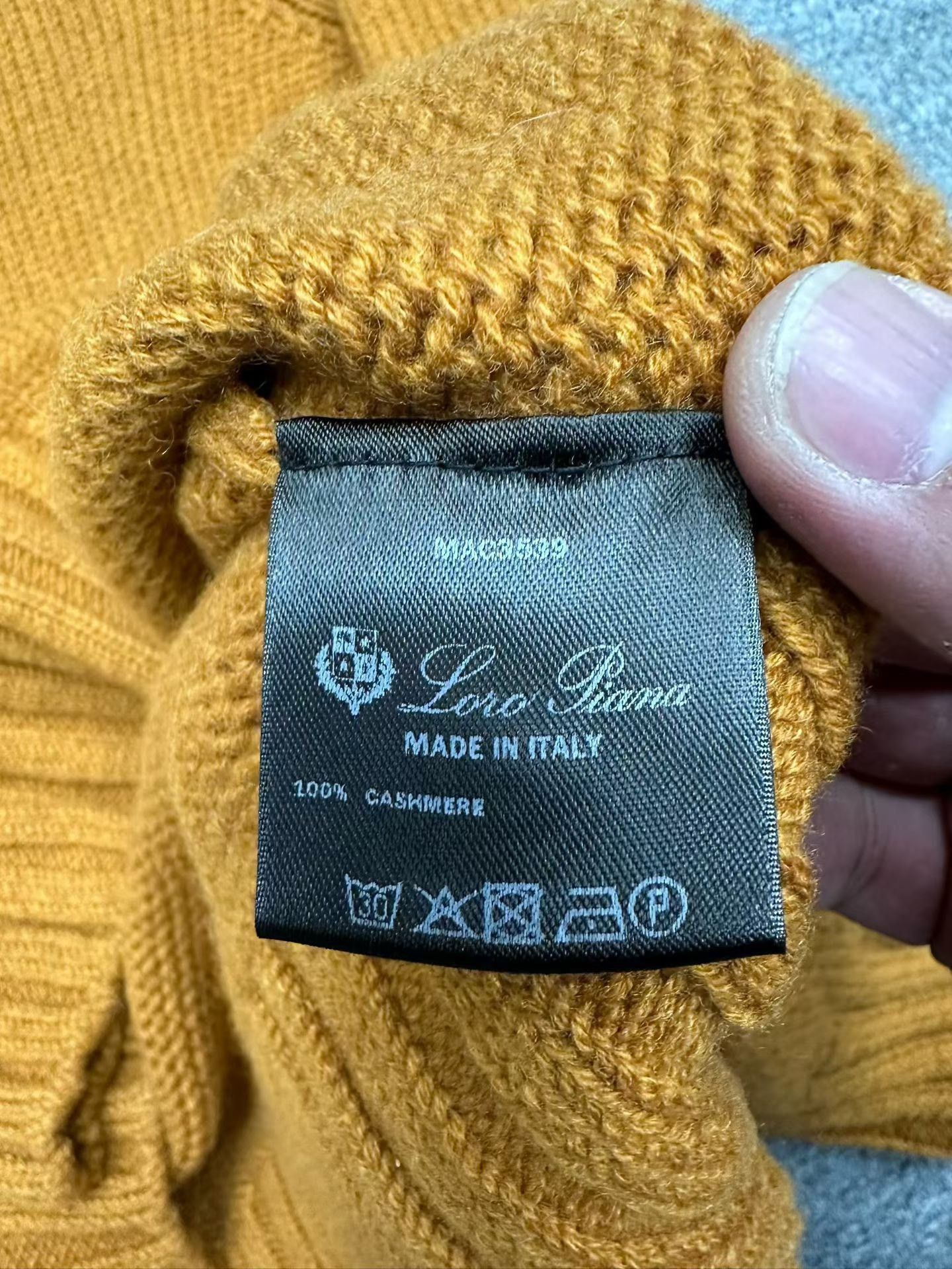 Loro Piana Loro Piana Knit Sweater m Men Size US M / EU 48-50 / 2 - 3 Thumbnail