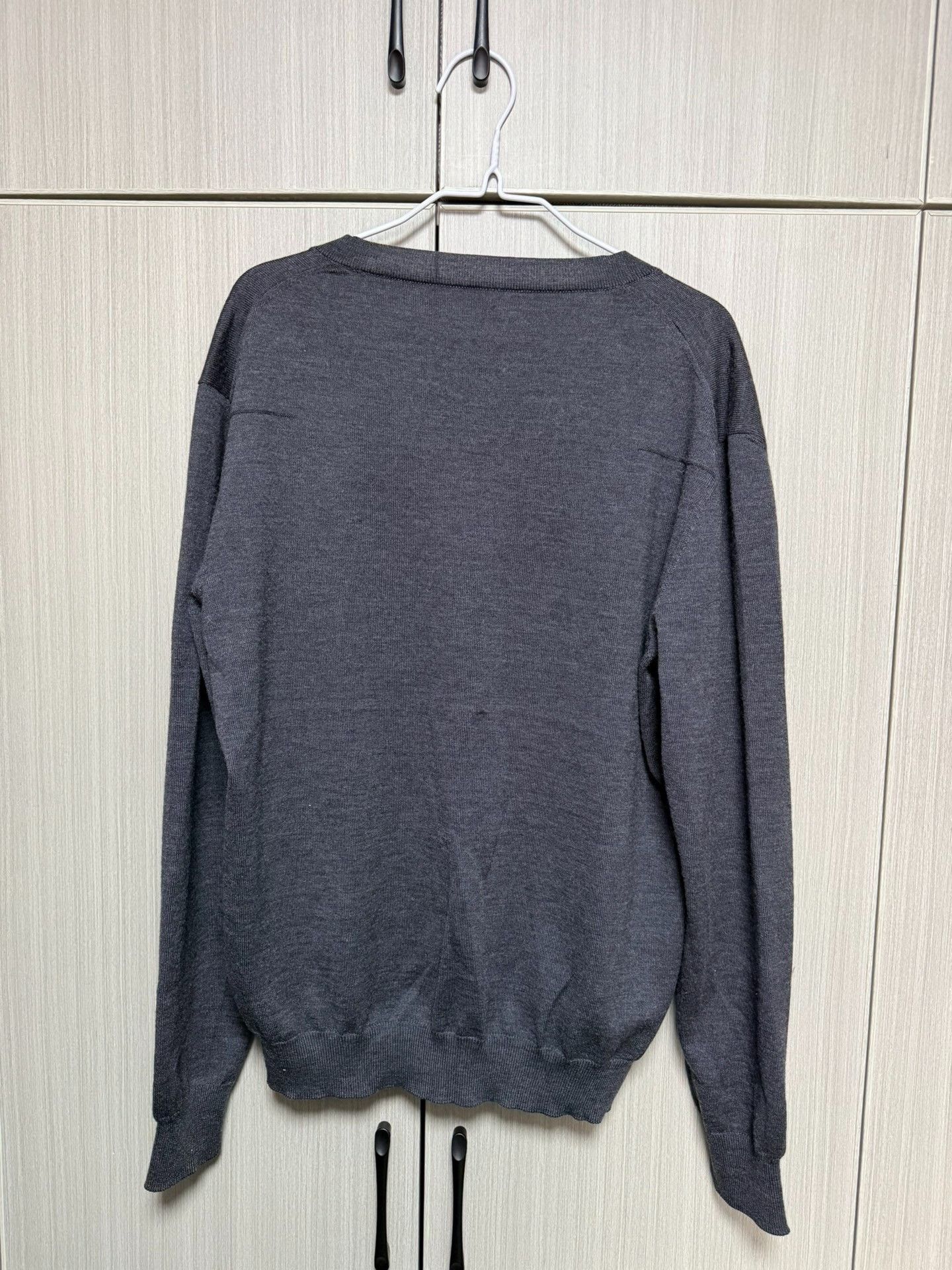Dior Dior Wool Gray Sweater L Women Size L / US 10 / IT 46 - 2 Thumbnail