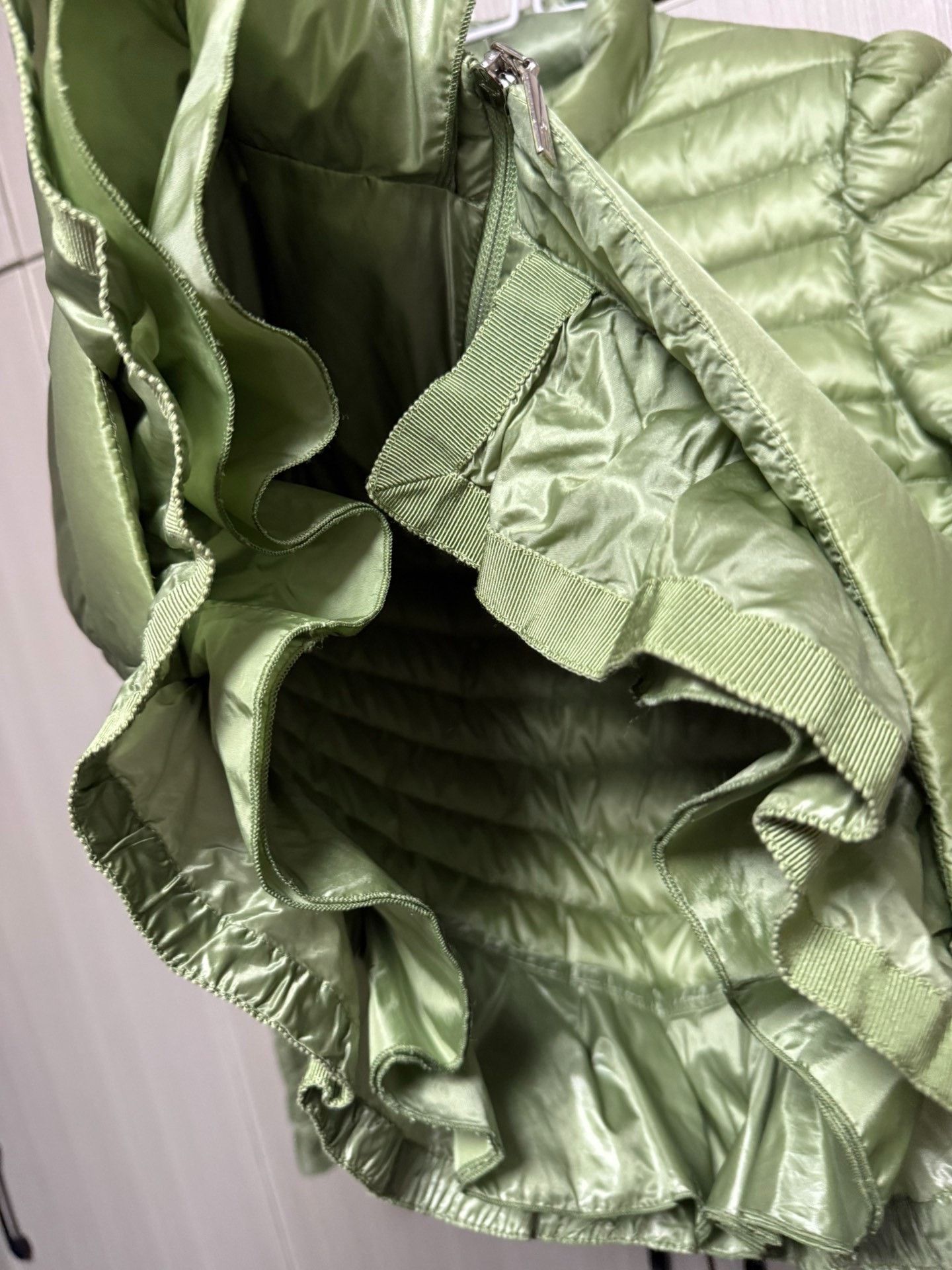 Moncler Moncler Down Green Down Jacket XS Women Size XS / US 0-2 / IT 36-38 - 4 Thumbnail