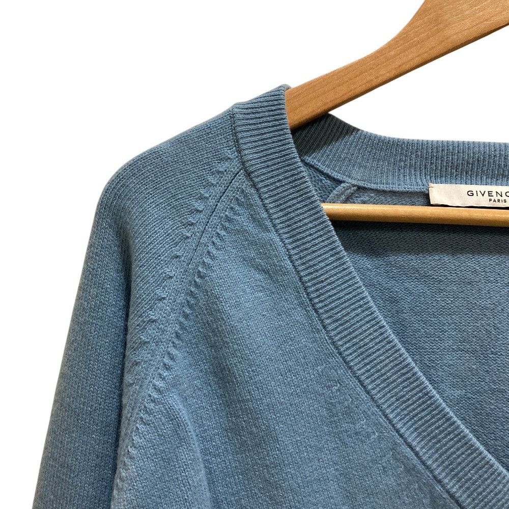 Givenchy Givenchy Givenchy Cashmere Blend V Neck Knit Sweater Textile Tops DUTY FREE for USA Size ONE SIZE - 2 Thumbnail