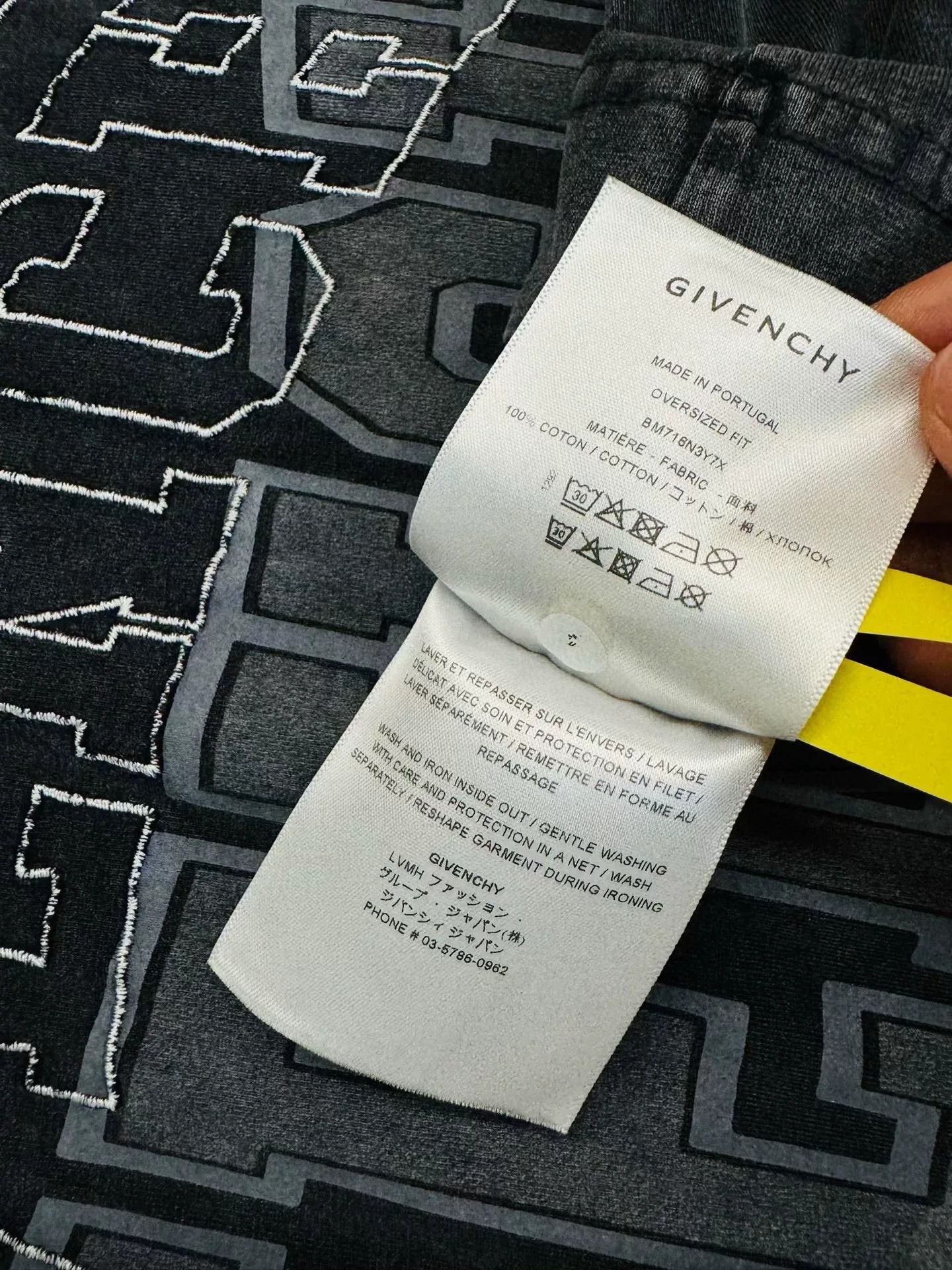 Givenchy Givenchy Washed Vintage Embroidered Short Sleeve Size US S / EU 44-46 / 1 - 4 Thumbnail