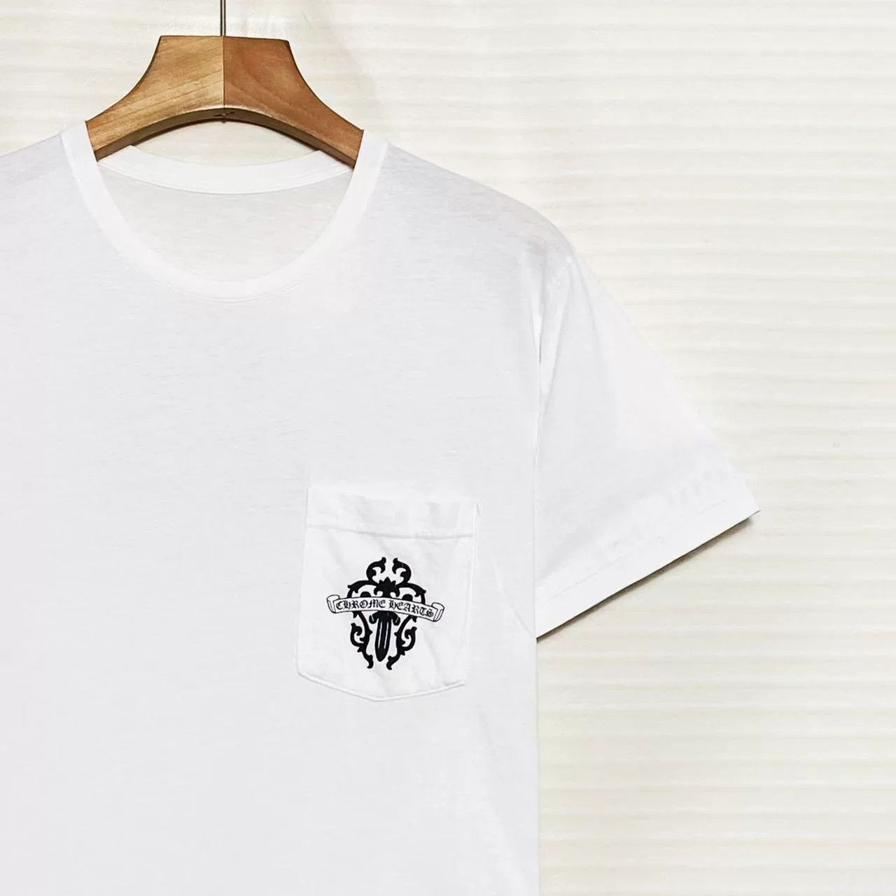 Chrome Hearts Chrome Hearts White Sword Sanskrit Scroll T-shirt Size US M / EU 48-50 / 2 - 3 Thumbnail