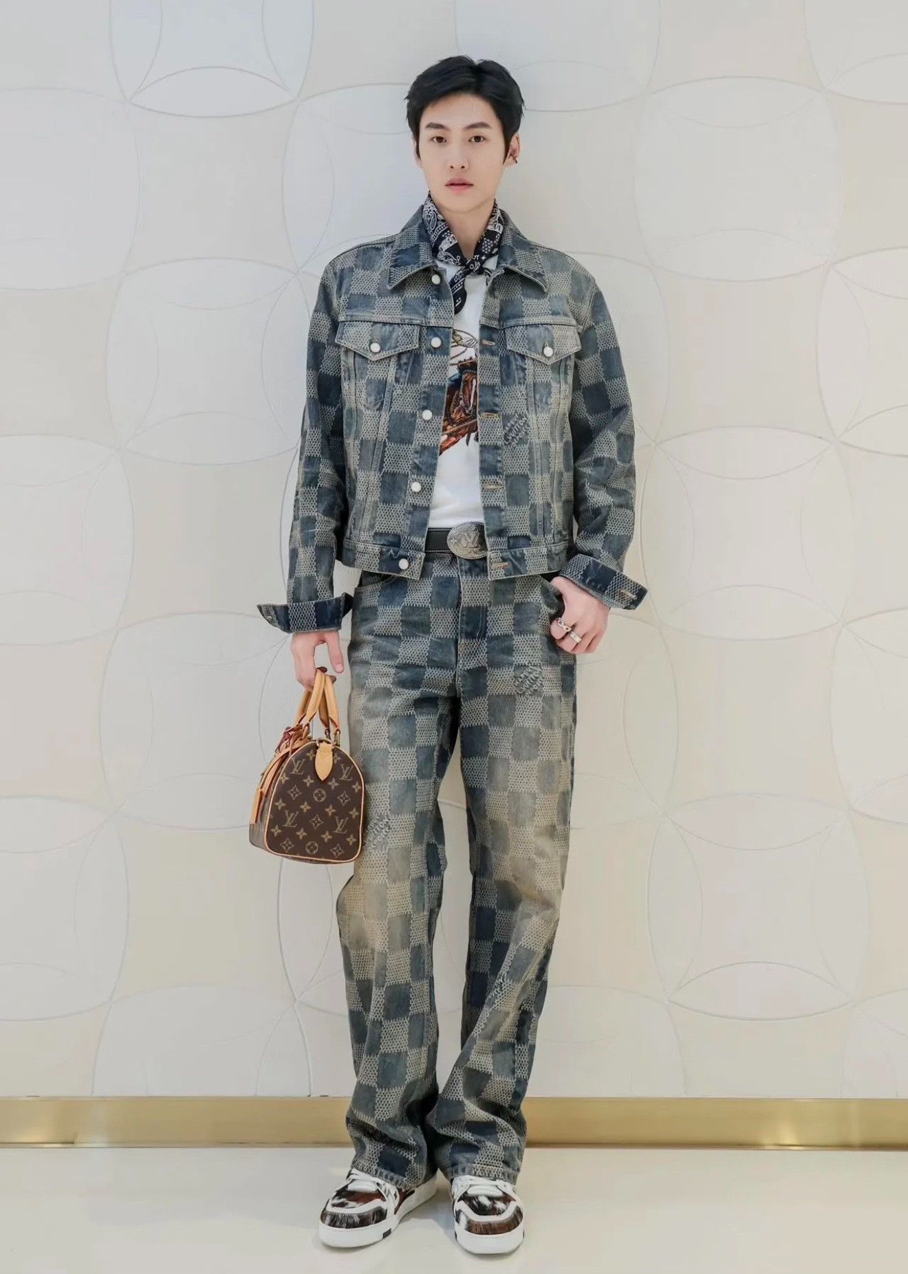 Louis Vuitton Louis Vuitton FW24 Logo Jacquard Straight Jeans Size US 34 / EU 50 - 8 Thumbnail