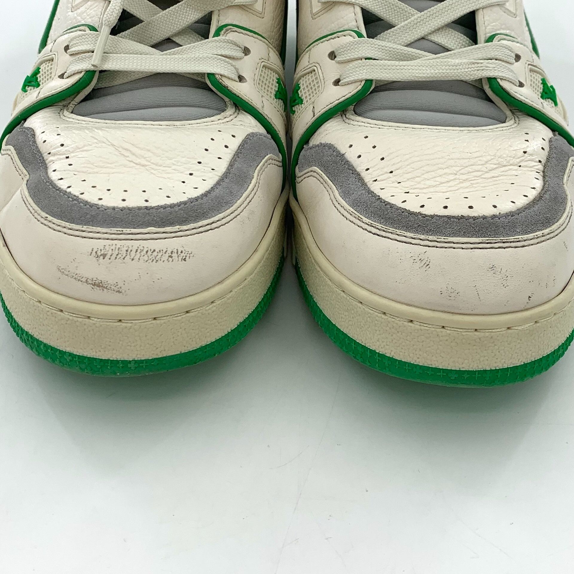 Louis Vuitton Louis Vuitton 42 Trainer White Green Sneakers Size US 9 / EU 42 - 8 Thumbnail