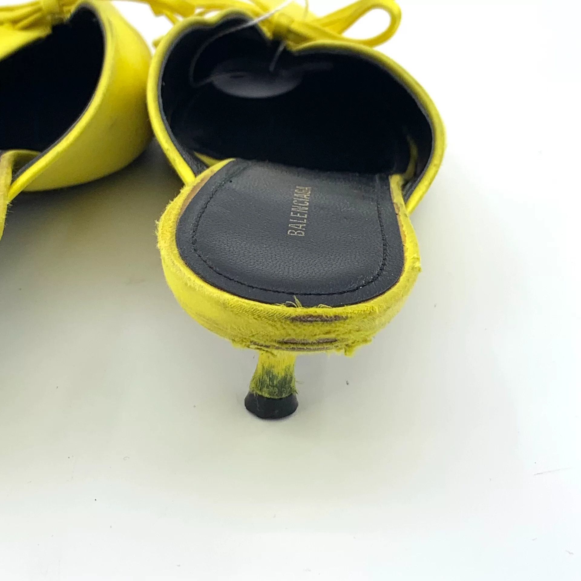 Balenciaga Balenciaga Yellow Satin Bow Low-Heel Mules Size US 4 / IT 34 - 9 Thumbnail