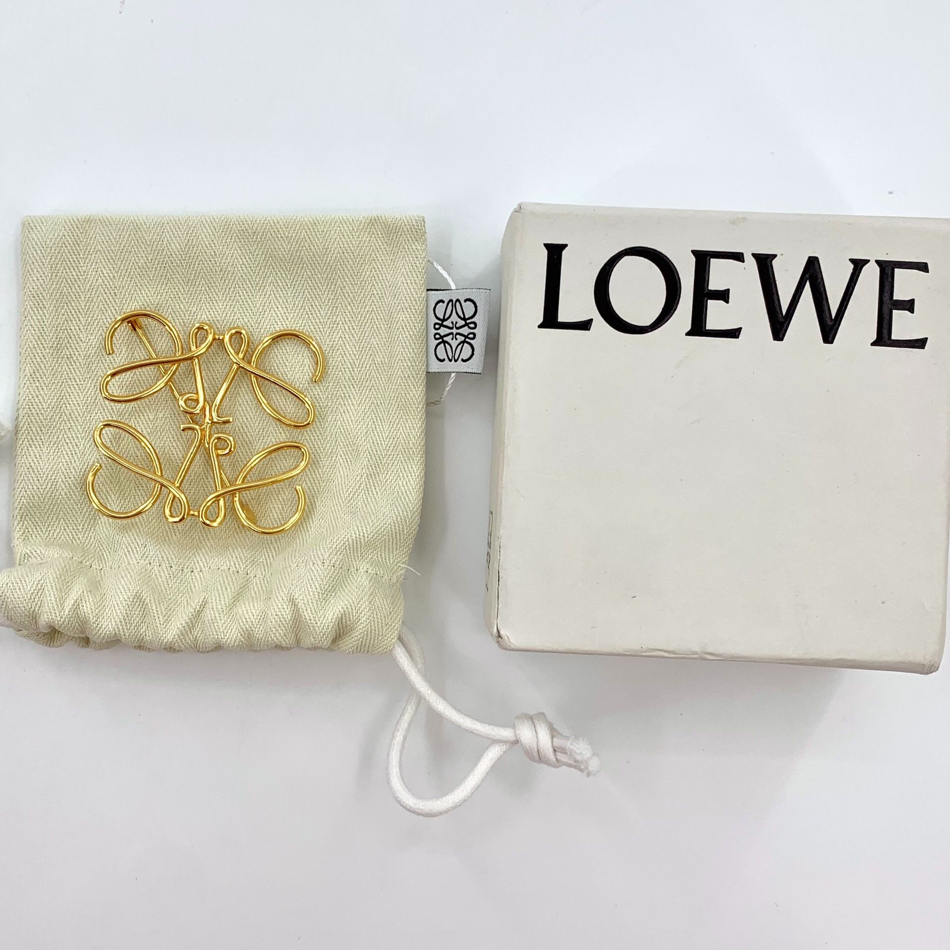 Loewe Loewe Gold Logo Brooch Size ONE SIZE - 7 Thumbnail