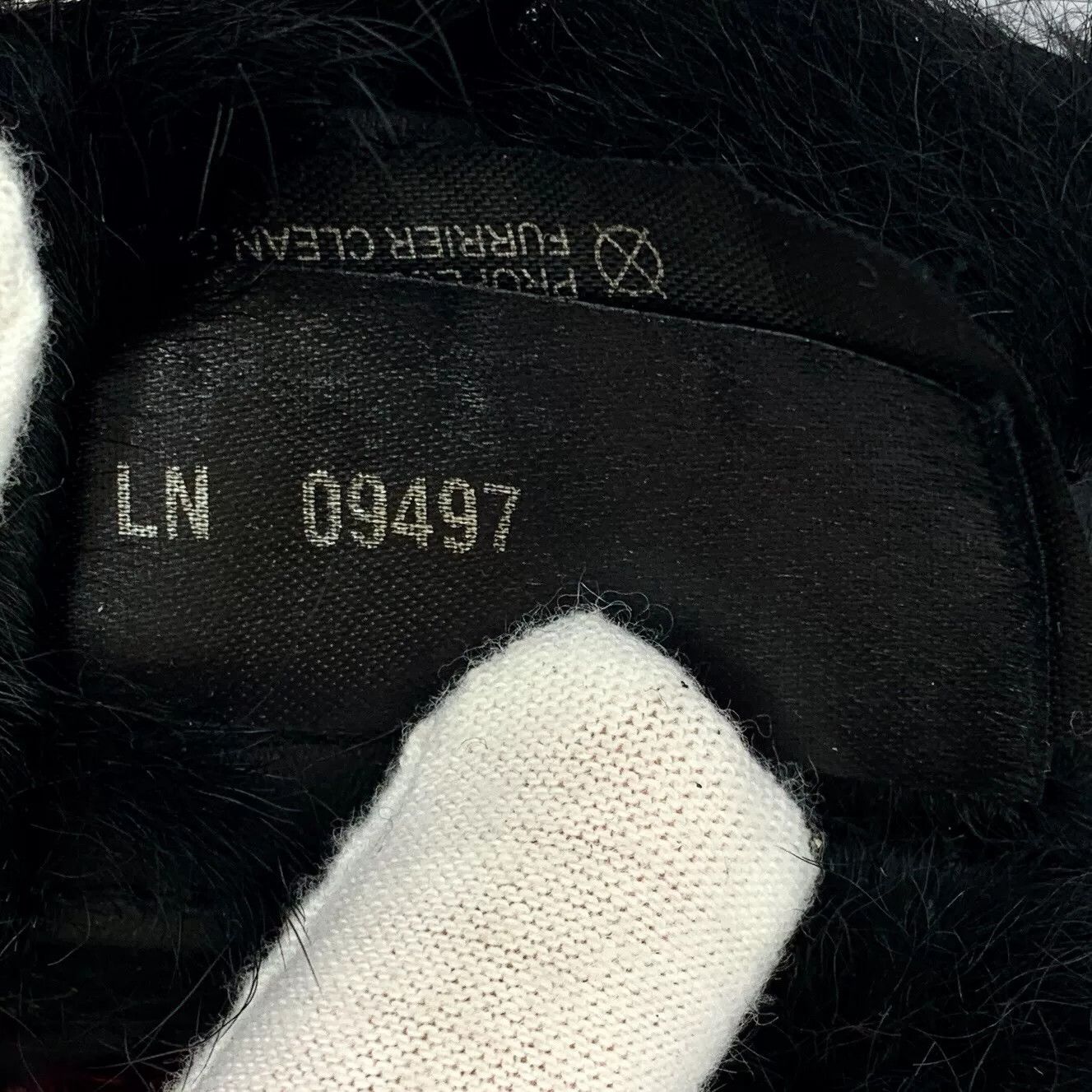 Prada Prada Black Fur Leather Belt Size ONE SIZE - 8 Thumbnail