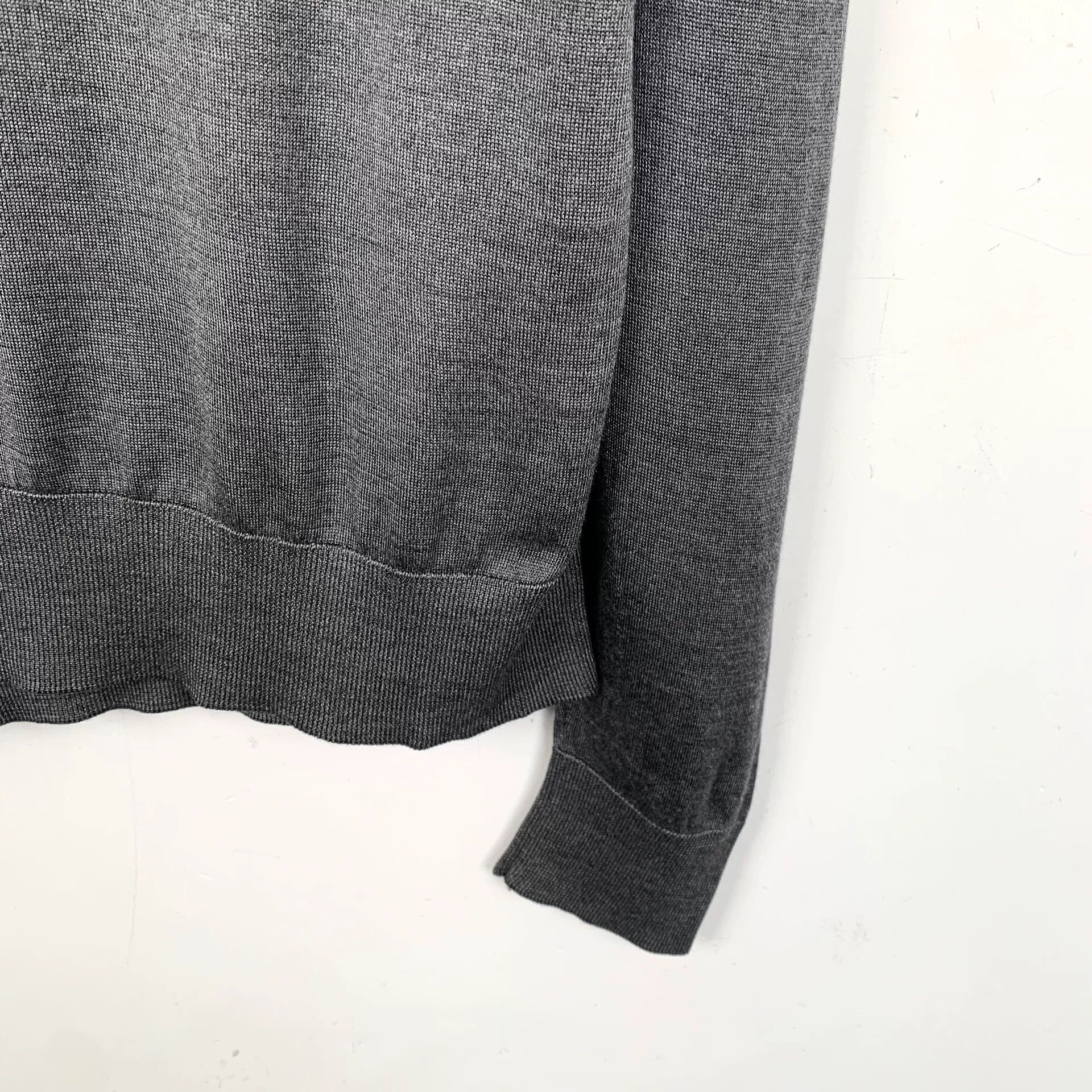 Dolce & Gabbana Dolce&Gabbana Gray Silk Crewneck Sweater Size US S / EU 44-46 / 1 - 4 Thumbnail