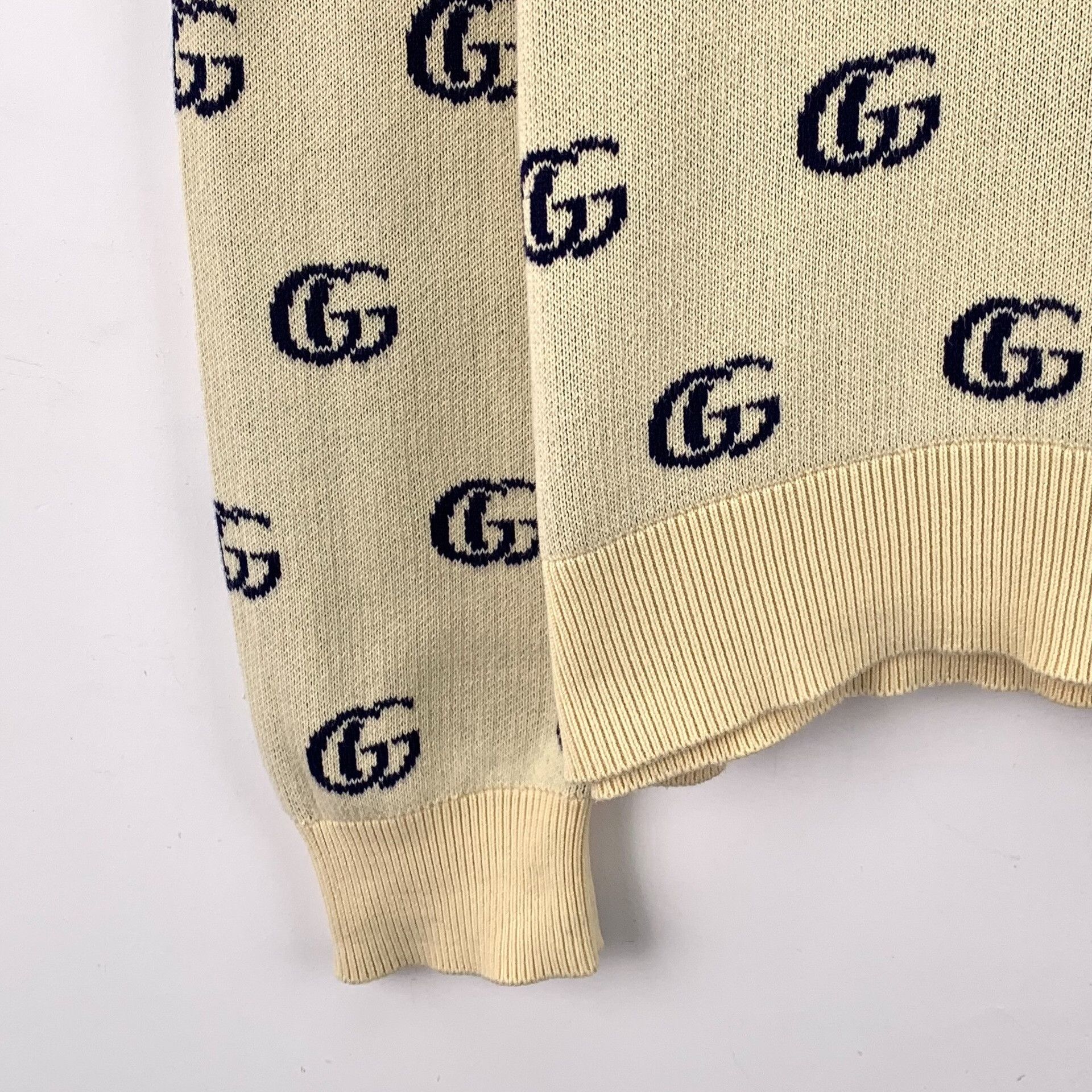 Gucci Gucci Beige GG Monogram Cotton V-Neck Sweater Size XS / US 0-2 / IT 36-38 - 4 Thumbnail
