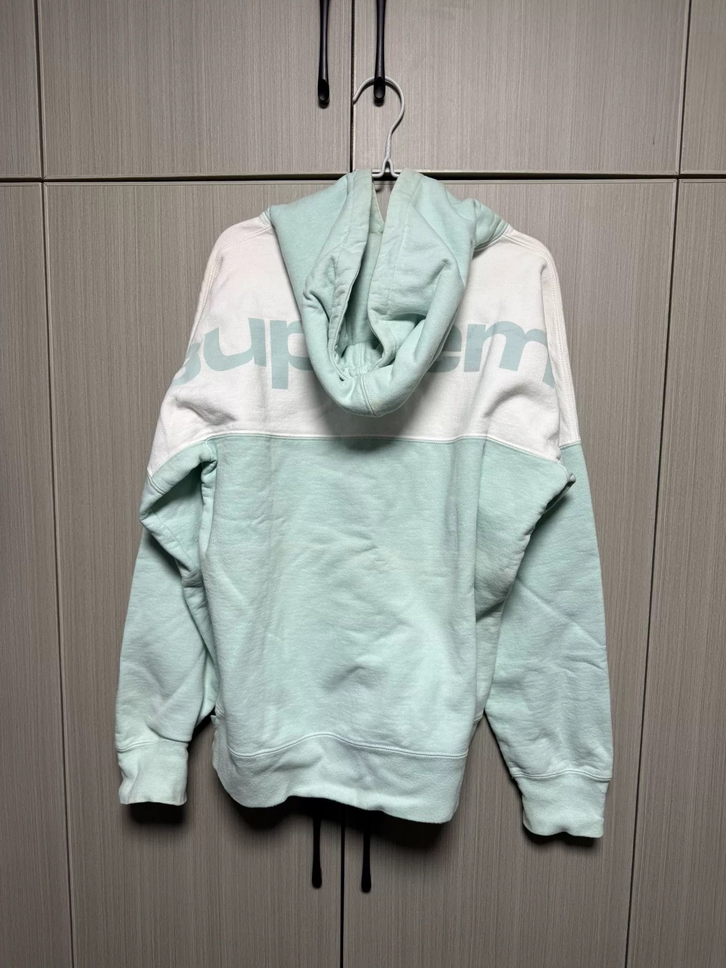 Supreme Supreme Orange Hoodie m Men Size US M / EU 48-50 / 2 - 2 Thumbnail