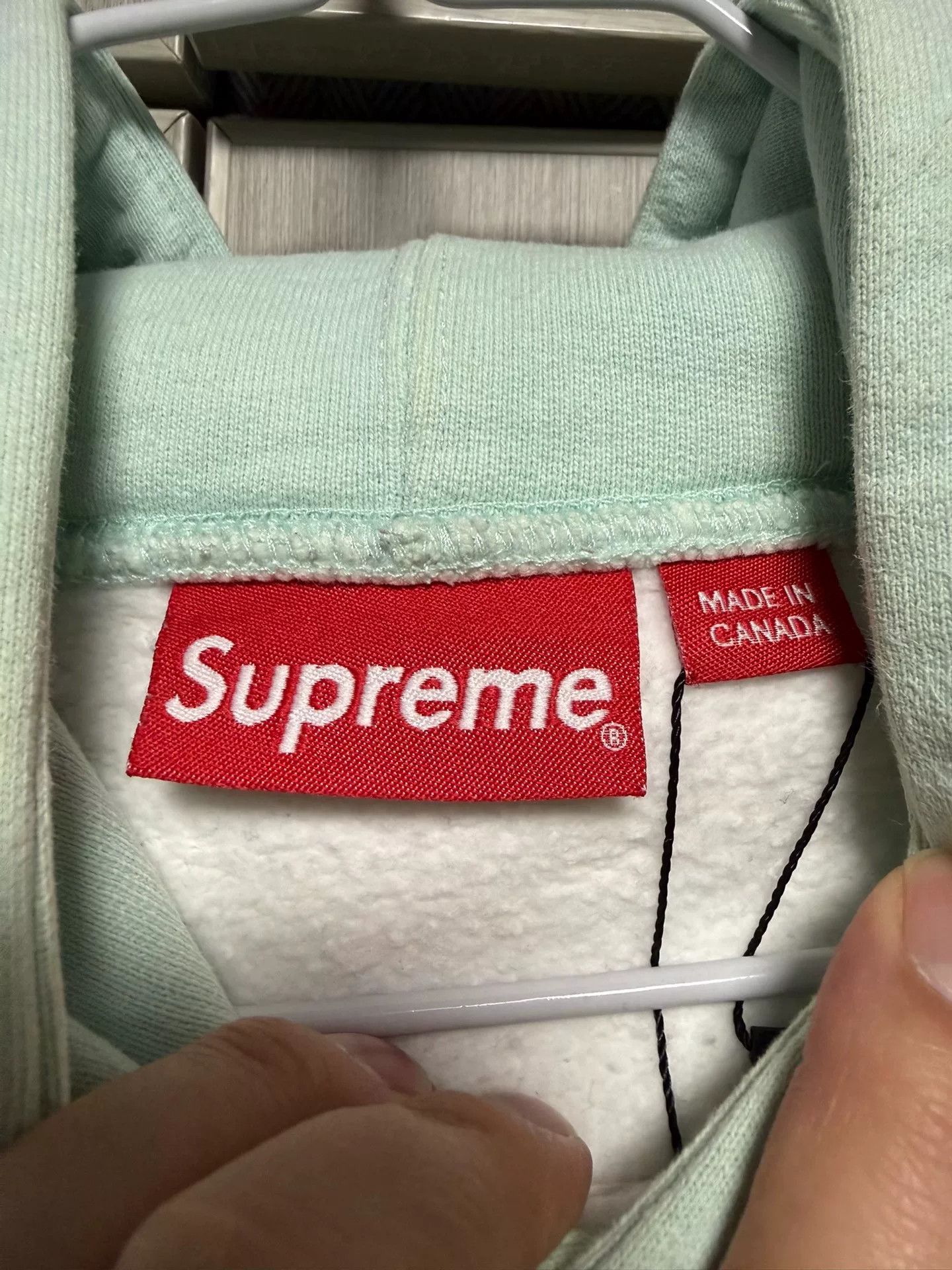 Supreme Supreme Orange Hoodie m Men Size US M / EU 48-50 / 2 - 7 Thumbnail