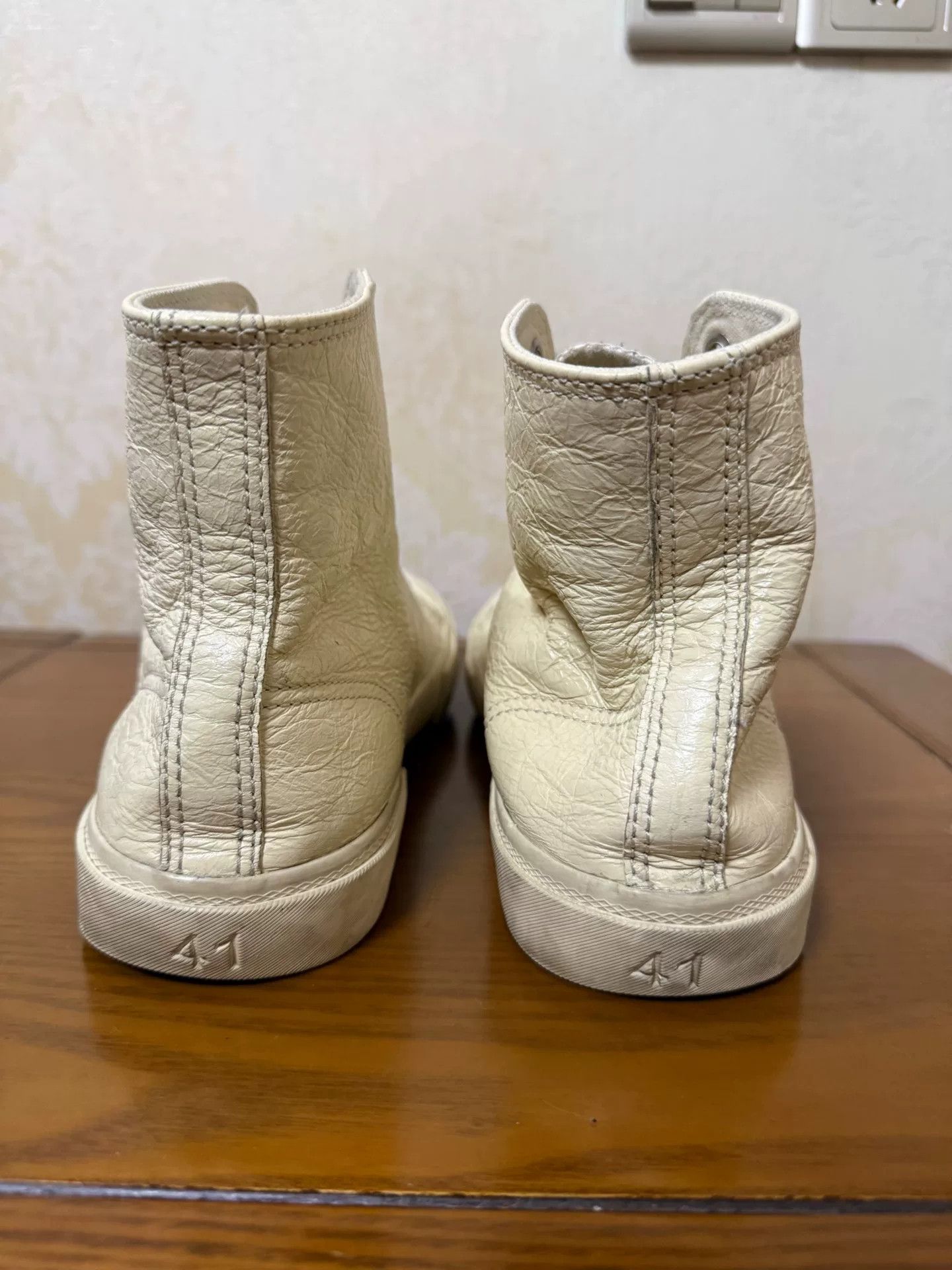 Balenciaga Balenciaga Orange Hitop Sneakers 8 Men Size US 8 / EU 41 - 3 Thumbnail