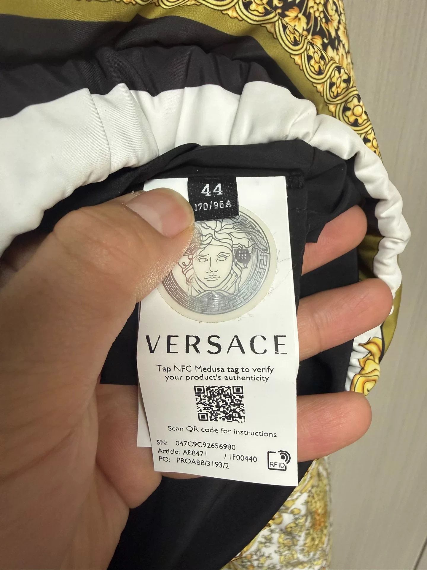Versace Versace Down Heavy Coat s Men Size US S / EU 44-46 / 1 - 3 Thumbnail