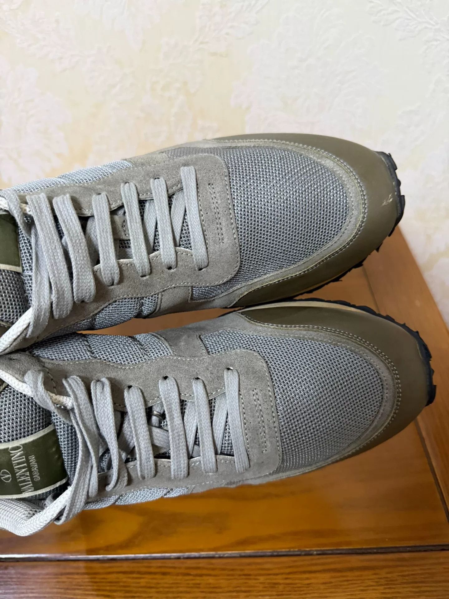 Valentino Valentino Running Orange Lowtop Sneakers 11 Men Size US 11 / EU 44 - 5 Thumbnail