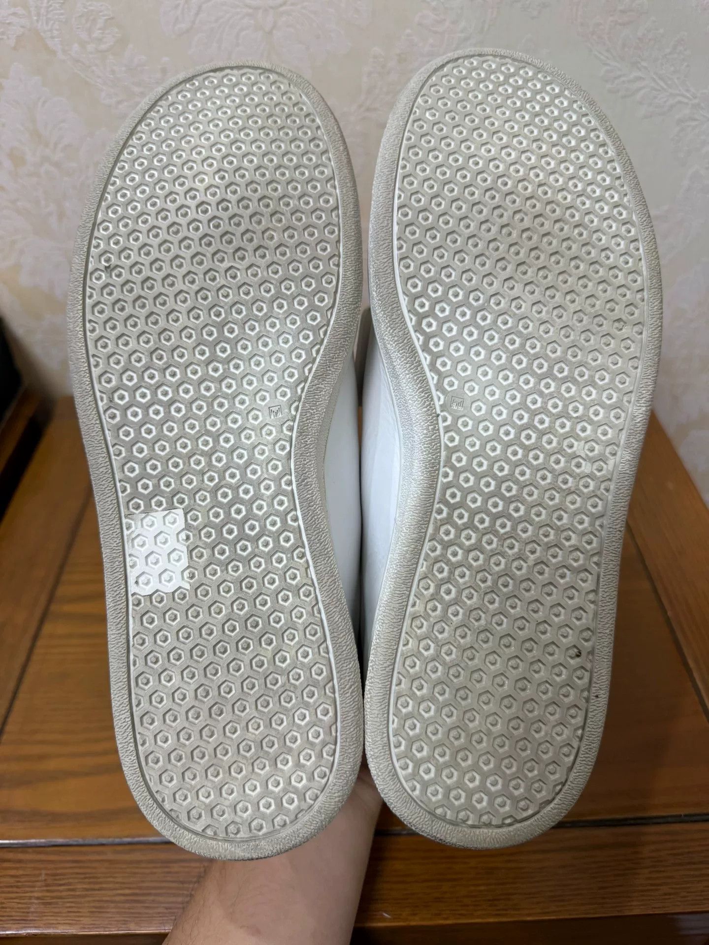 Acne Studios Acne Studios Orange Lowtop Sneakers 11 Men Size US 11 / EU 44 - 4 Thumbnail