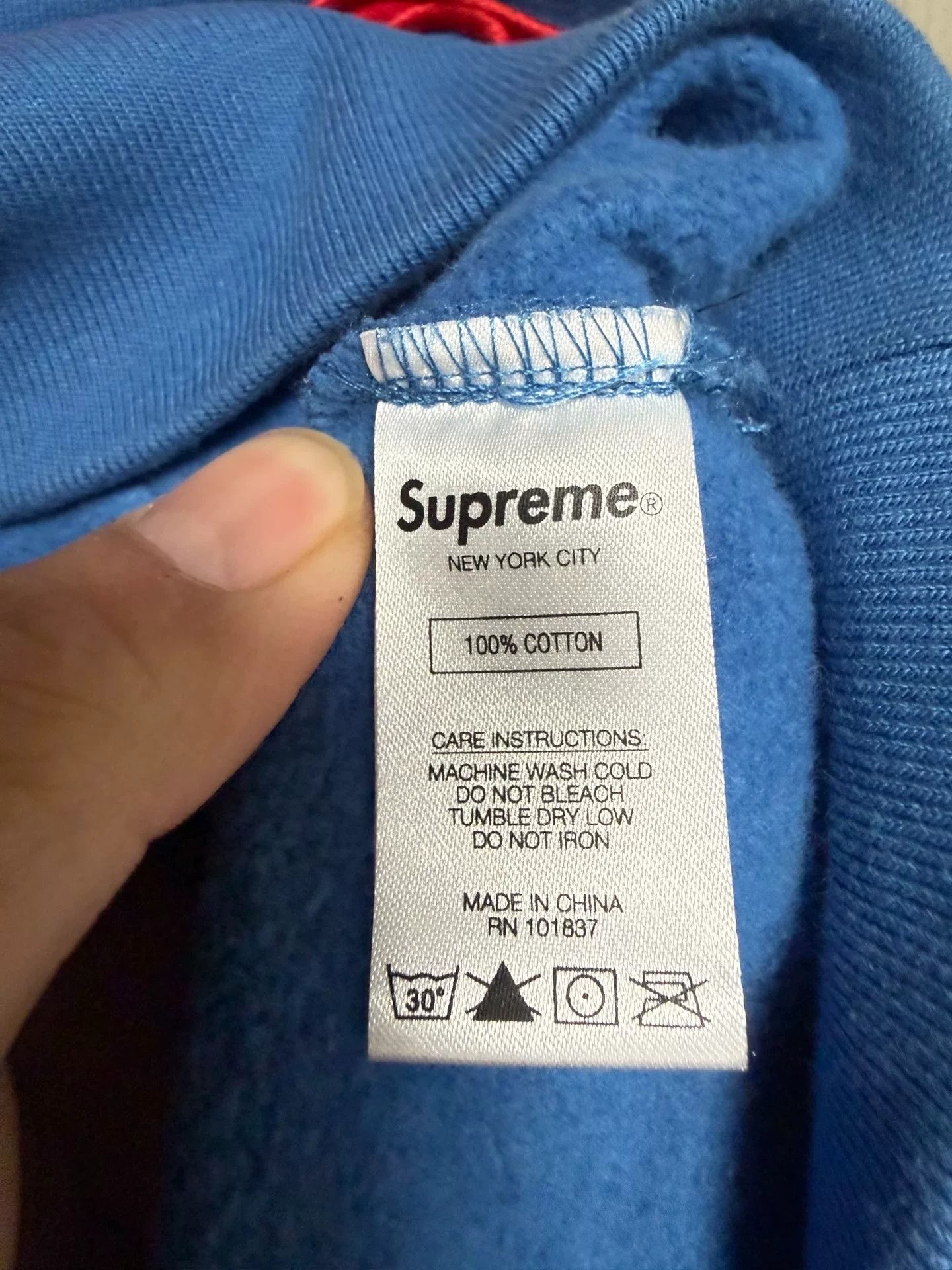 Supreme Supreme Retro Orange Hoodie l Men Size US L / EU 52-54 / 3 - 5 Thumbnail