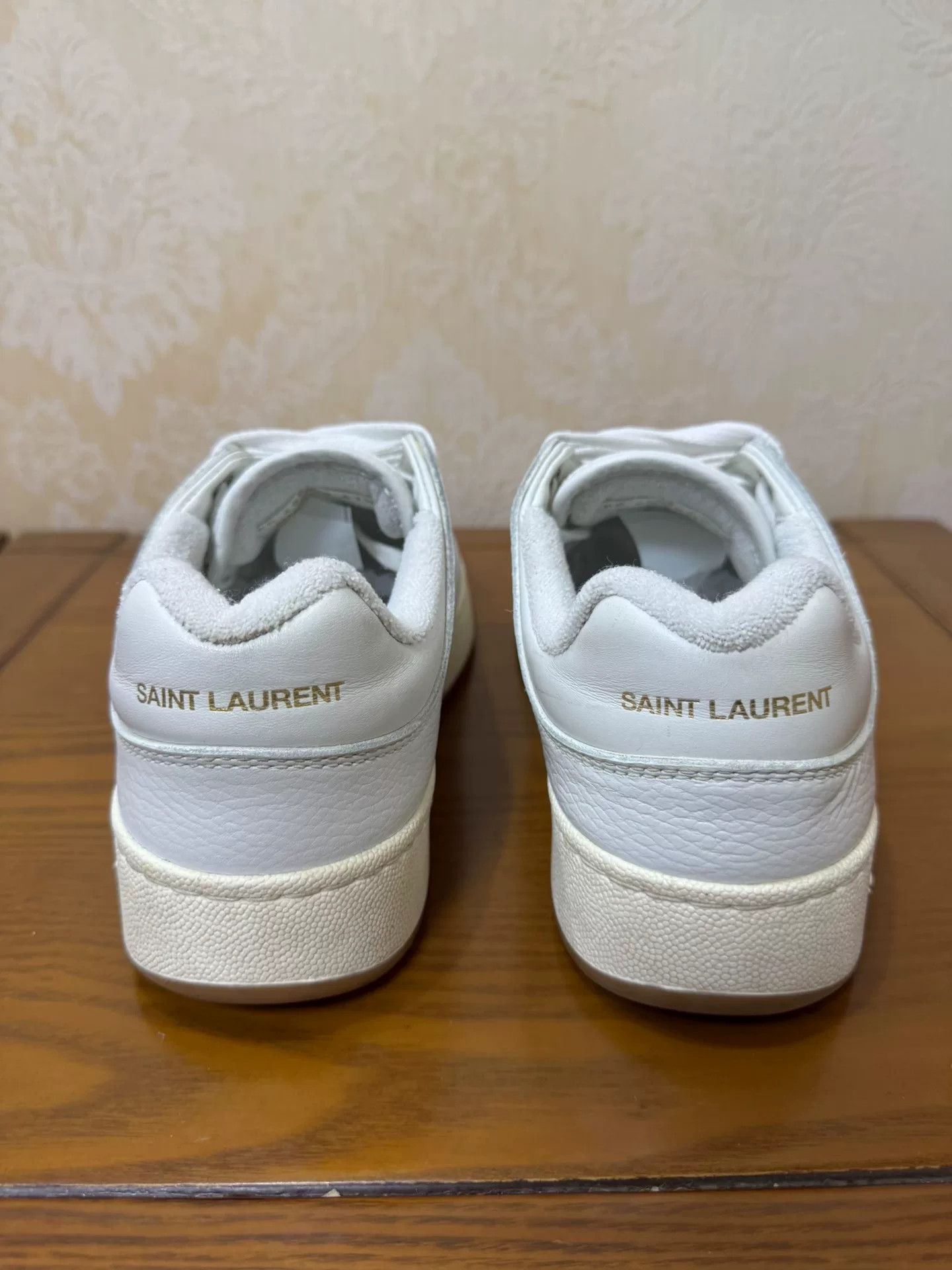 Saint Laurent Paris Saint Laurent Paris White Lowtop Sneakers 8.5 Men Size US 8.5 / EU 41-42 - 3 Thumbnail