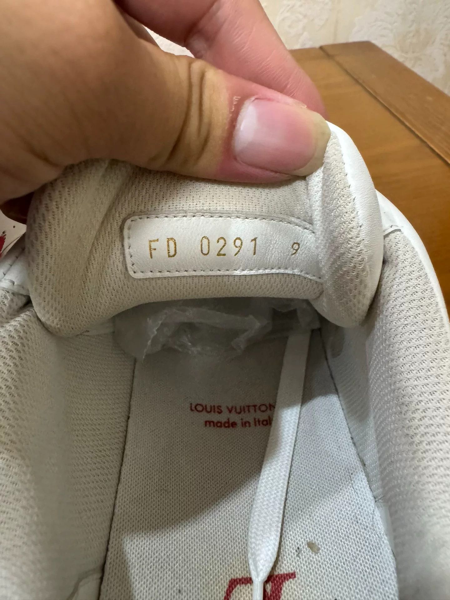 Louis Vuitton Louis Vuitton Collab Limited Red Lowtop Sneakers 43 Men Size US 10 / EU 43 - 6 Thumbnail
