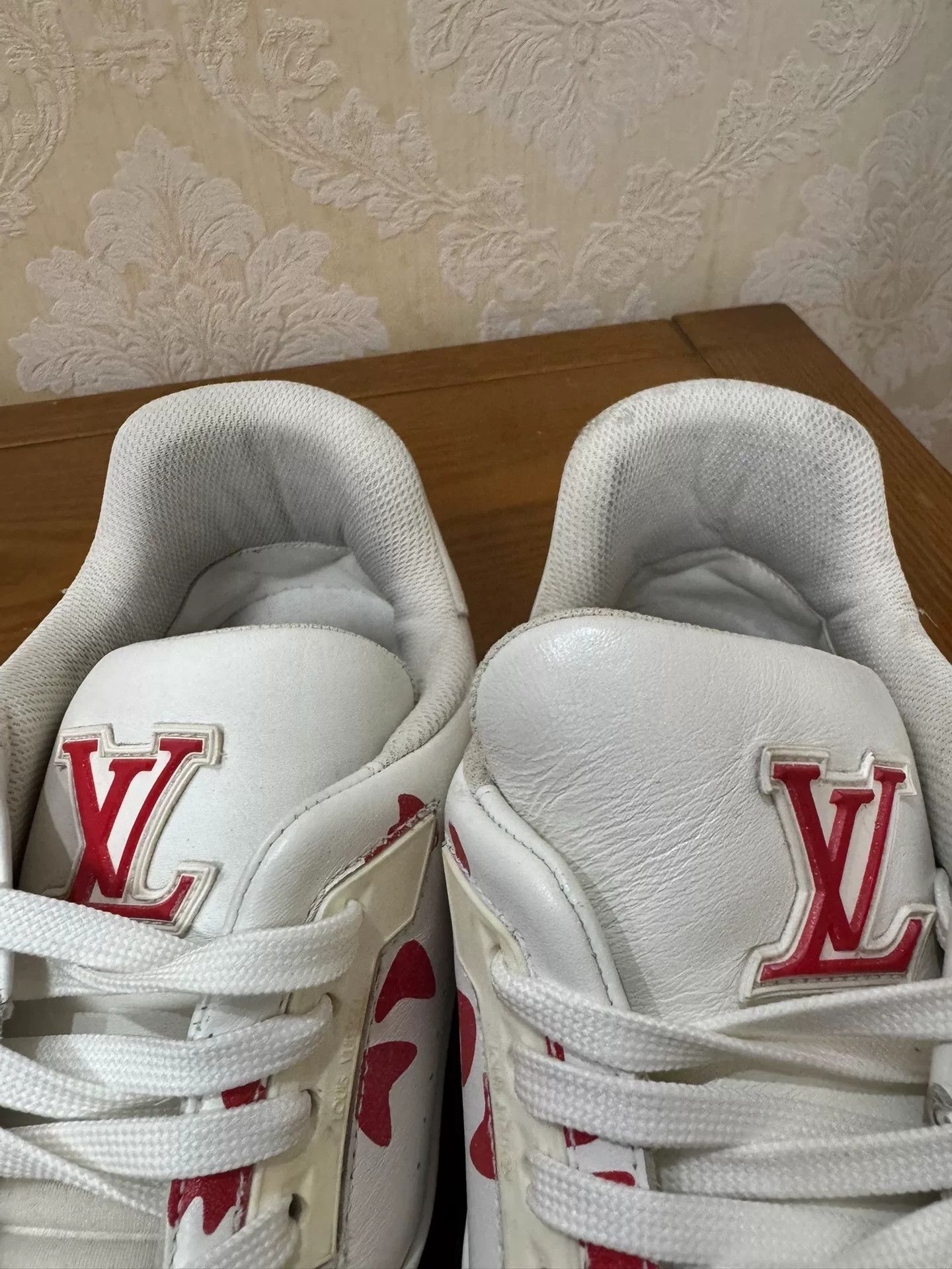 Louis Vuitton Louis Vuitton Collab Limited Red Lowtop Sneakers 43 Men Size US 10 / EU 43 - 8 Thumbnail