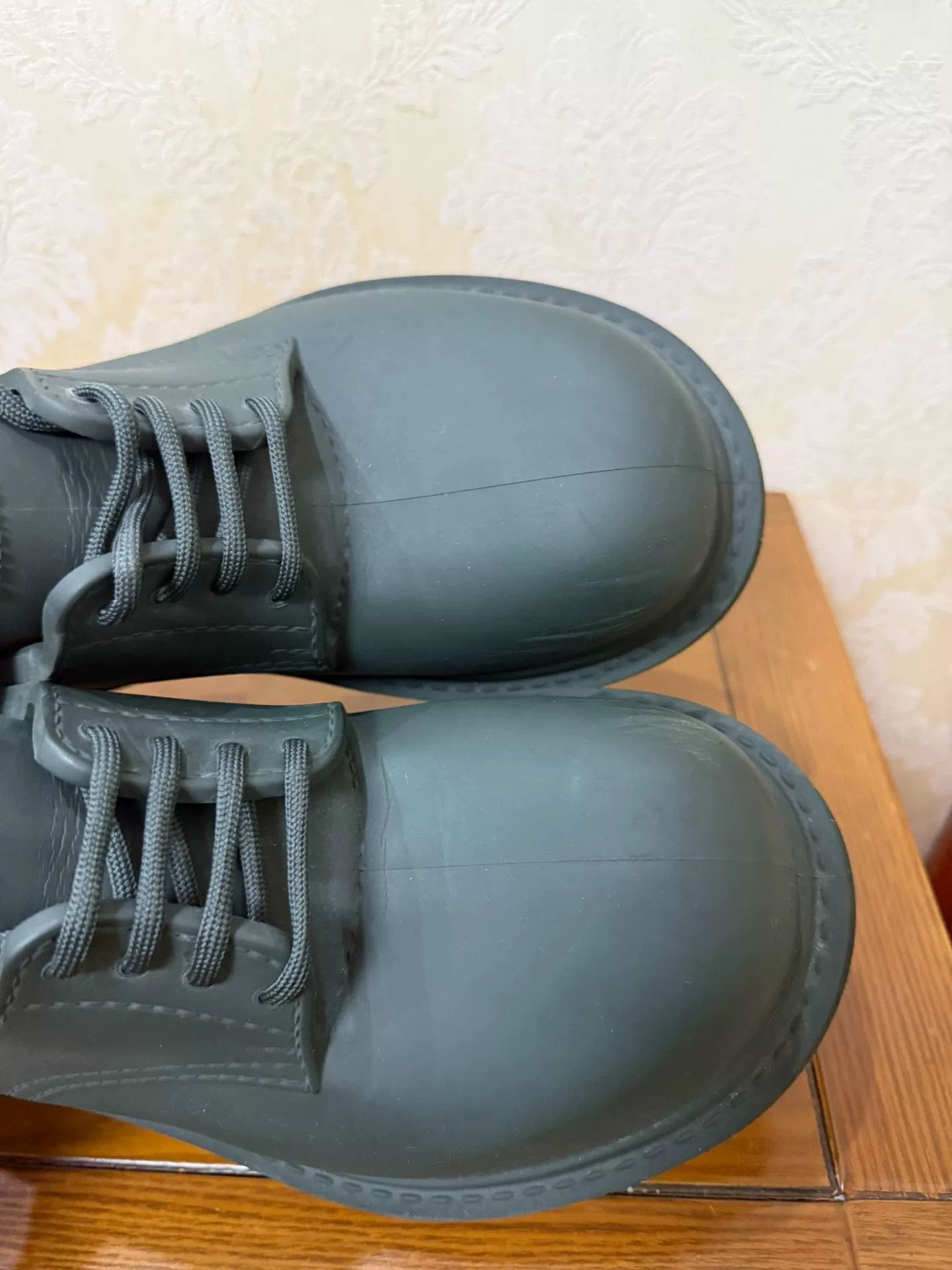Balenciaga Balenciaga Orange Lowtop Sneakers 8 Men Size US 8 / EU 41 - 8 Thumbnail