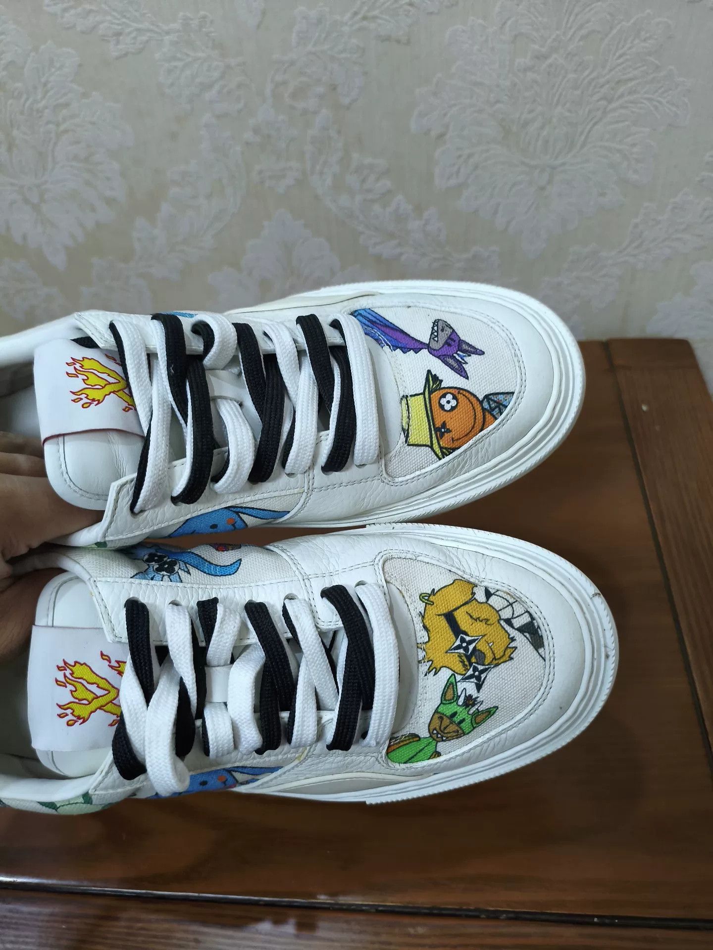 Louis Vuitton Louis Vuitton White Lowtop Sneakers 40 Men Size US 7.5 / EU 40-41 - 5 Thumbnail