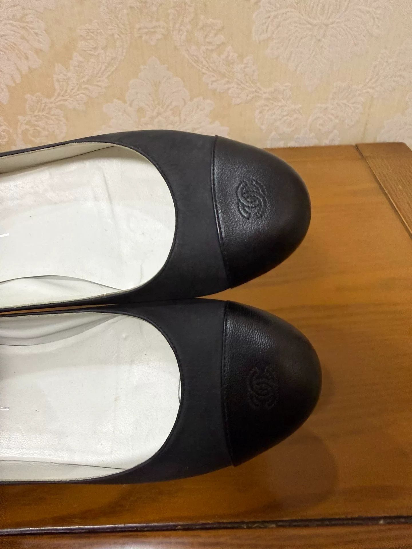 Chanel Chanel Orange Lowtop Sneakers us_6 Women Size US 6 / IT 36 - 7 Thumbnail