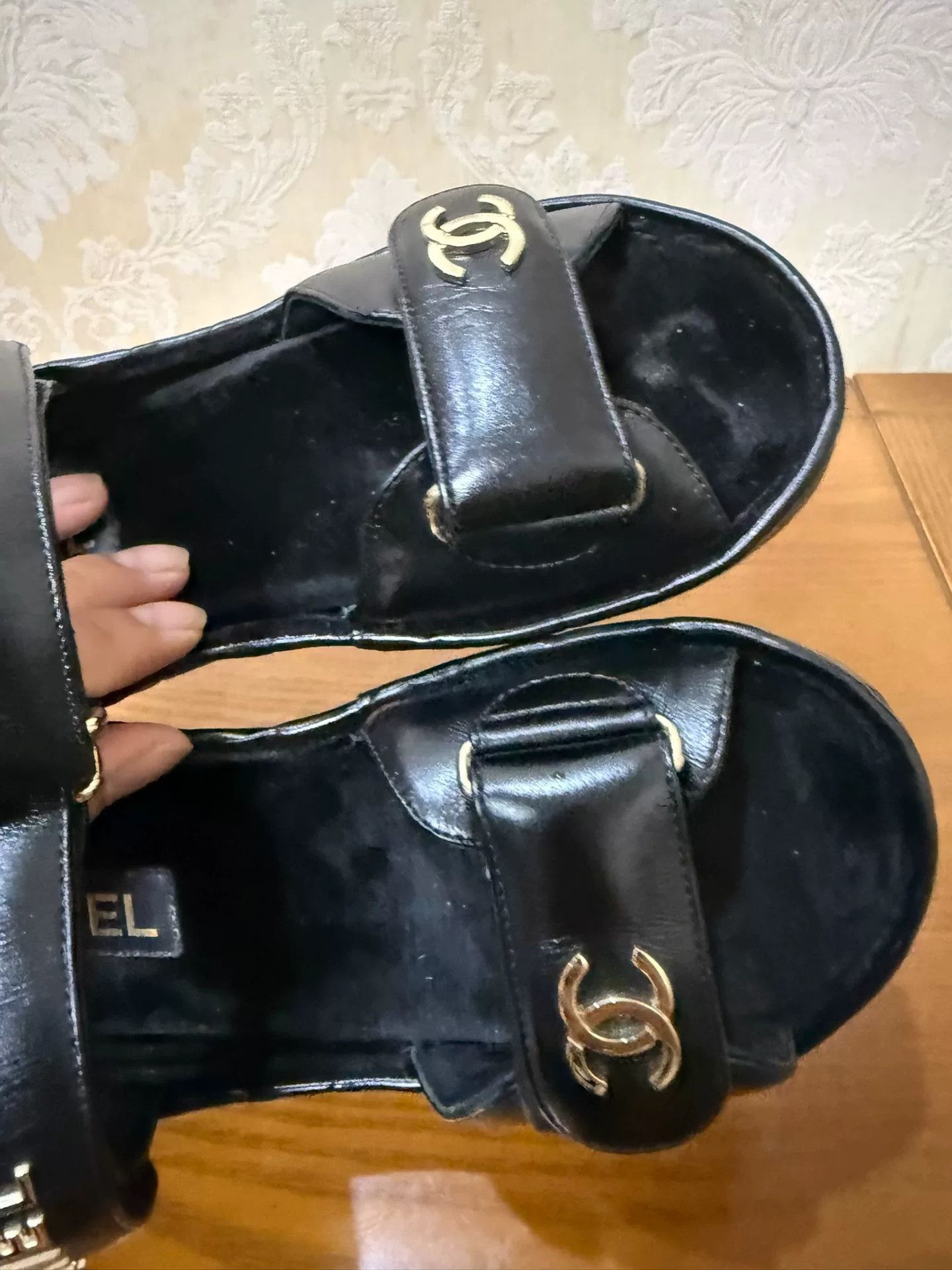 Chanel Chanel Leather Sandals 36 Women Size US 6 / IT 36 - 8 Thumbnail
