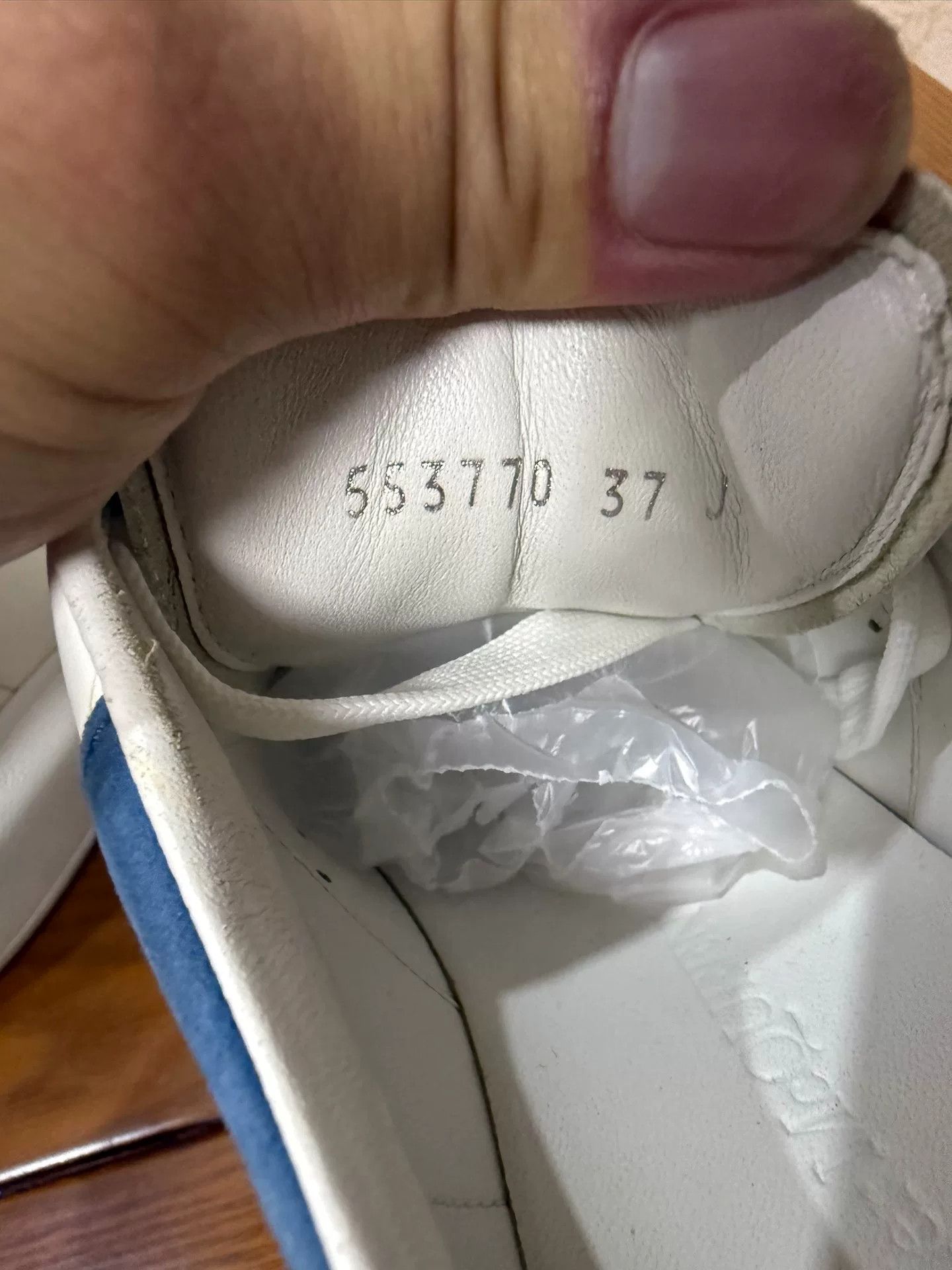 Alexander McQueen Alexander McQueen White Lowtop Sneakers us_7 Women Size US 7 / IT 37 - 5 Thumbnail