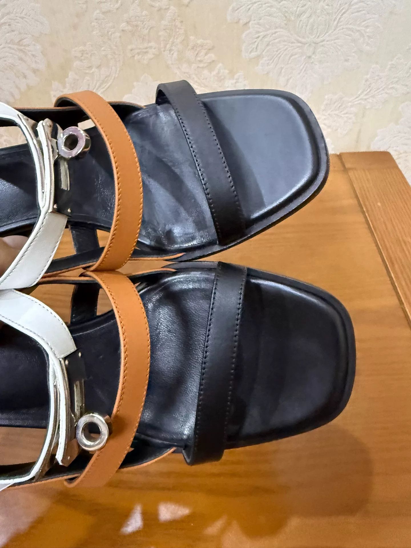 Hermes Hermes Silver Sandals us_7 Women Size US 7 / IT 37 - 6 Thumbnail