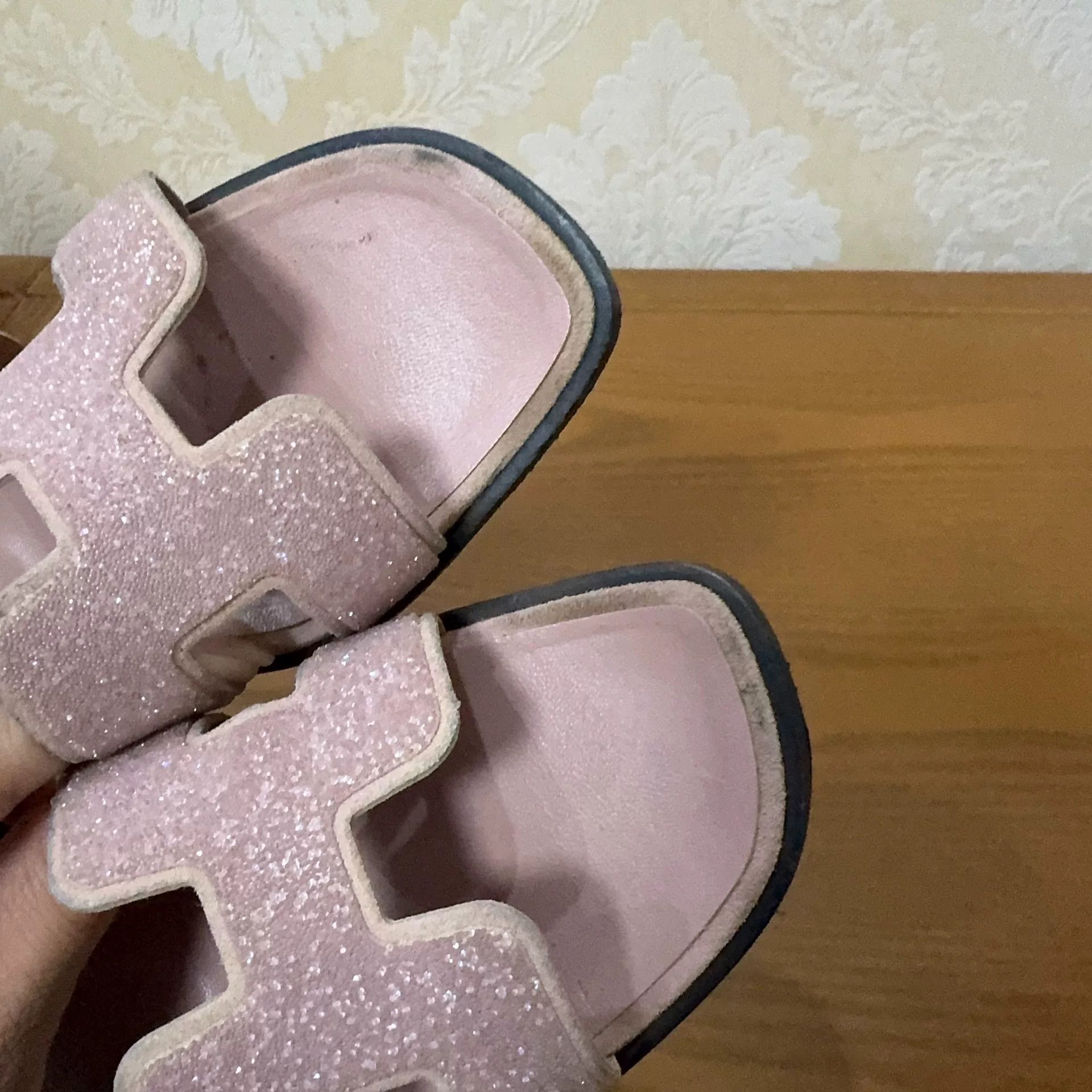 Hermes Hermes Pink Sandals us_6 Women Size US 6 / IT 36 - 6 Thumbnail