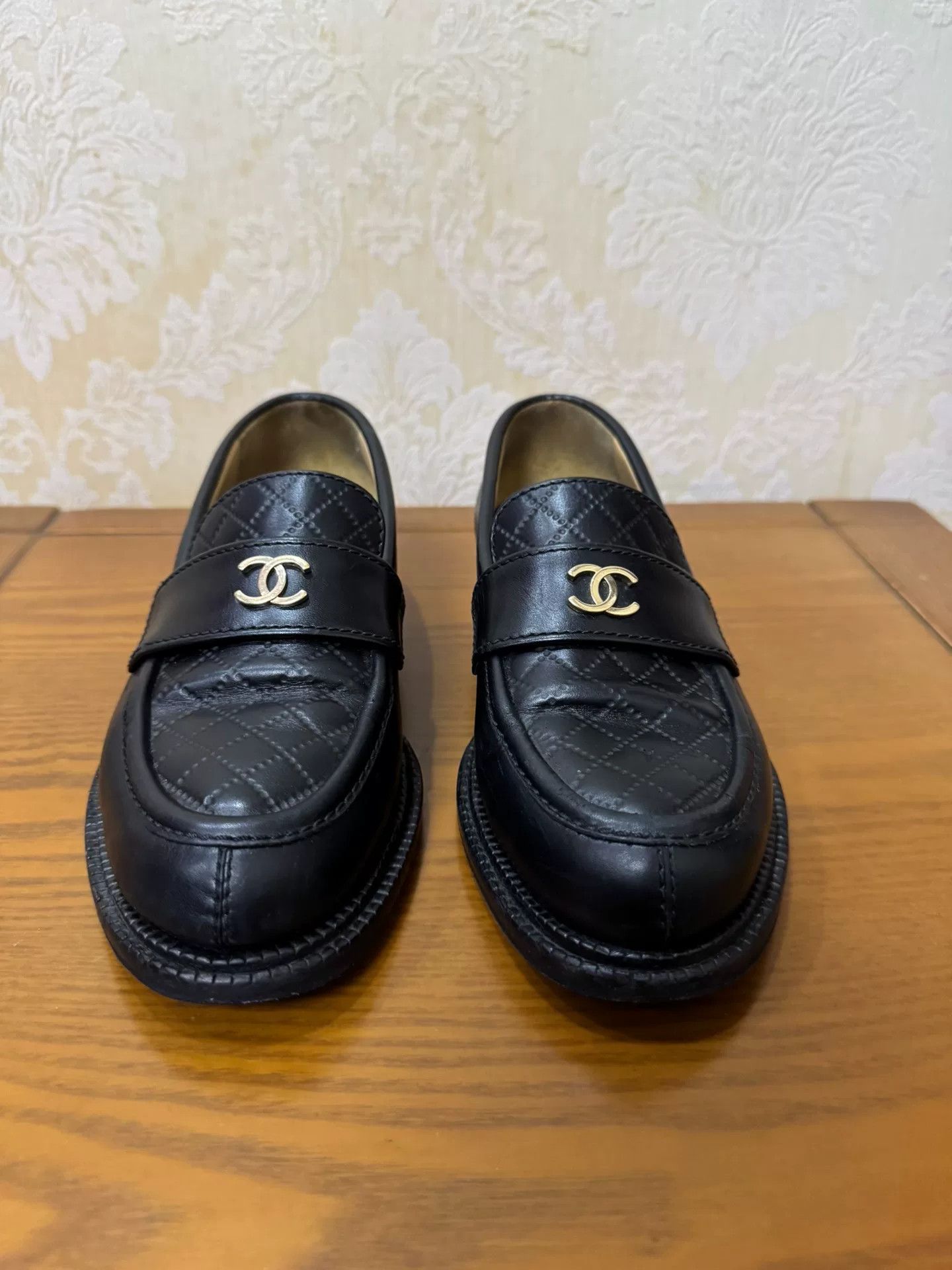 Chanel Chanel Orange Lowtop Sneakers us_6 Women Size US 6 / IT 36 - 2 Thumbnail