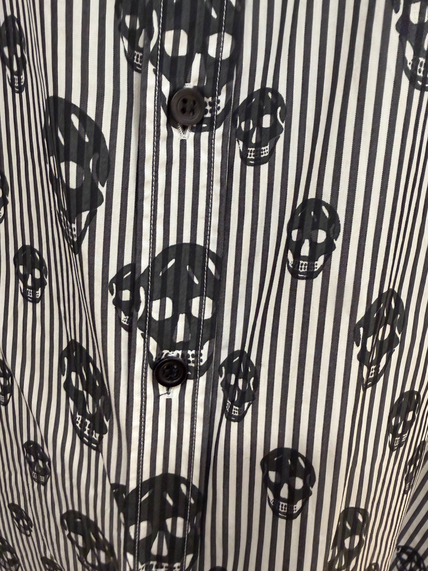Alexander McQueen Alexander McQueen Striped Skull Print Shirt Size US M / EU 48-50 / 2 - 3 Thumbnail