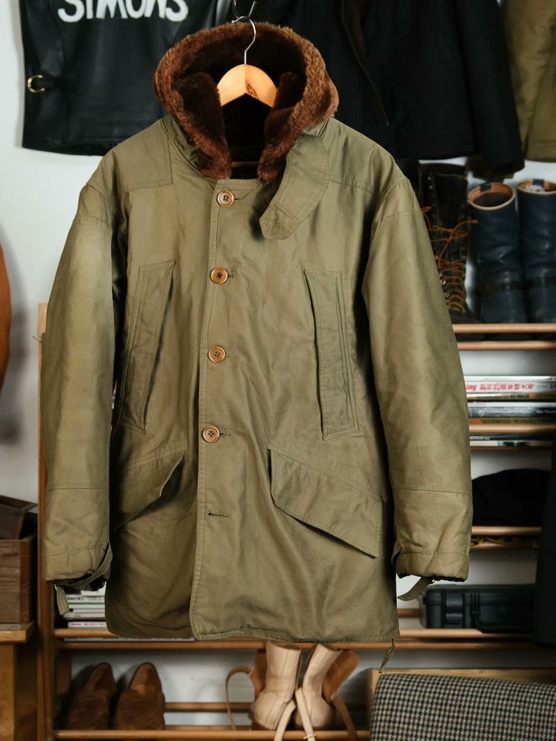 Sovereign Code WW2 Original B-11 Flight Suit 38 Size US M / EU 48-50 / 2 - 3 Thumbnail