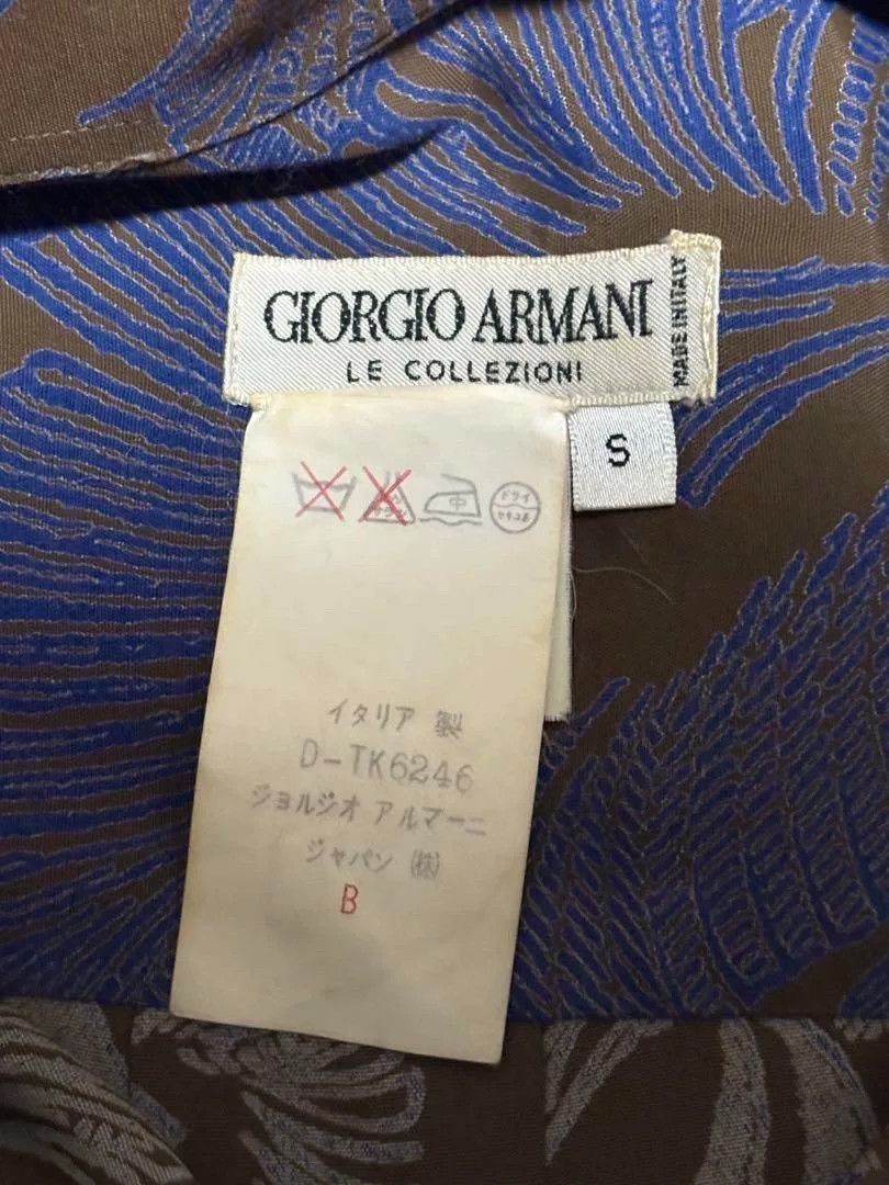 Giorgio Armani Vintage Giorgio Armani 90s Baroque Shirt Size US S / EU 44-46 / 1 - 6 Thumbnail