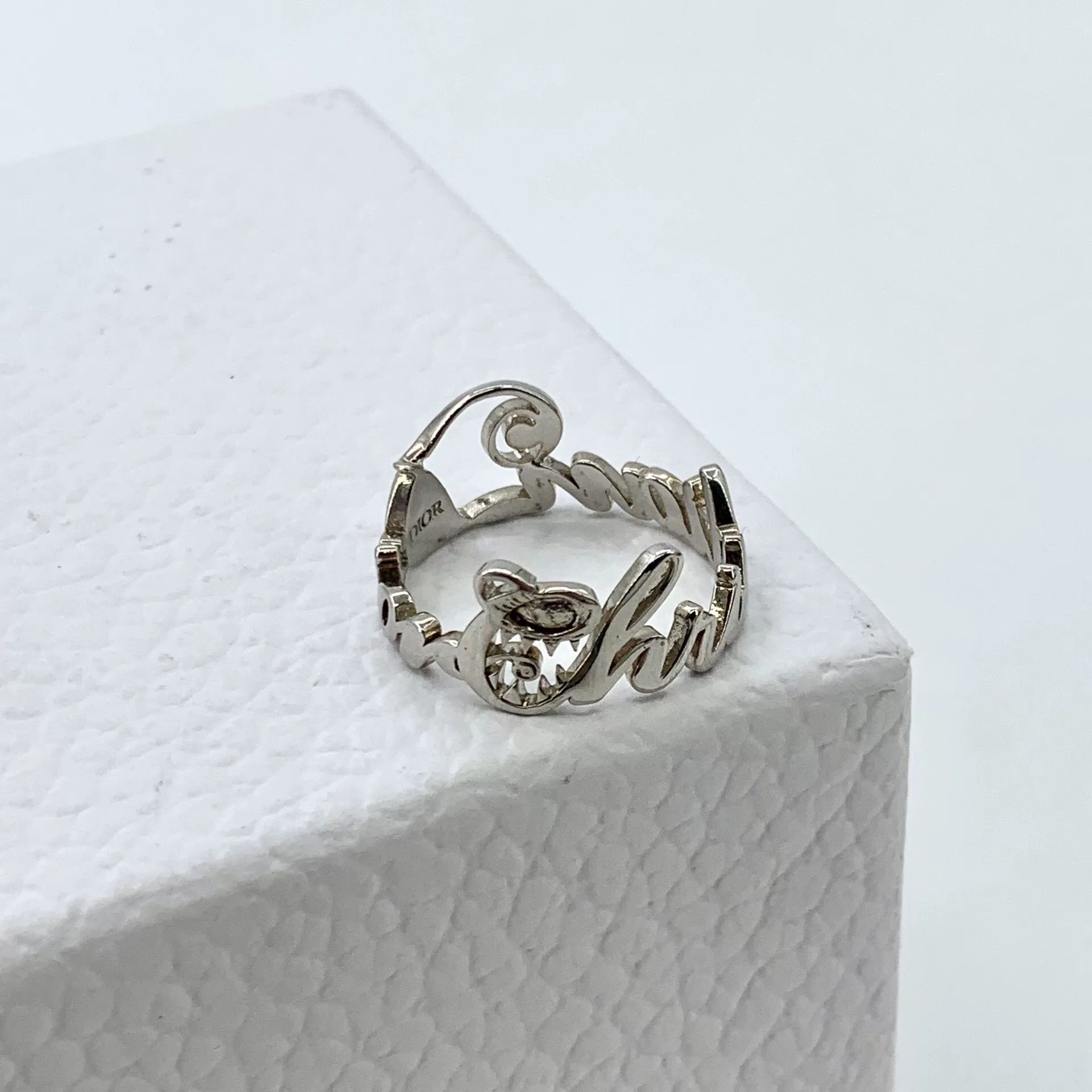 Dior Dior x Kenny Scharf Christian Dior Letter Ring Size ONE SIZE - 6 Thumbnail