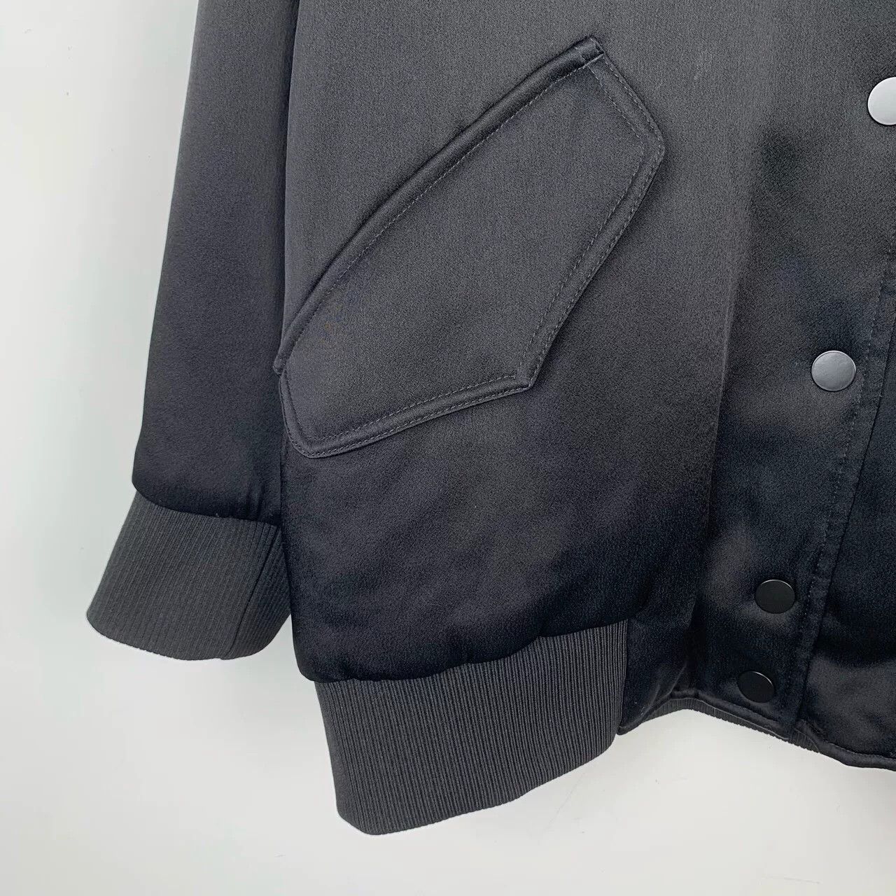 Fendi Fendi Logo Bow Black Baseball Jacket Size M / US 6-8 / IT 42-44 - 4 Thumbnail