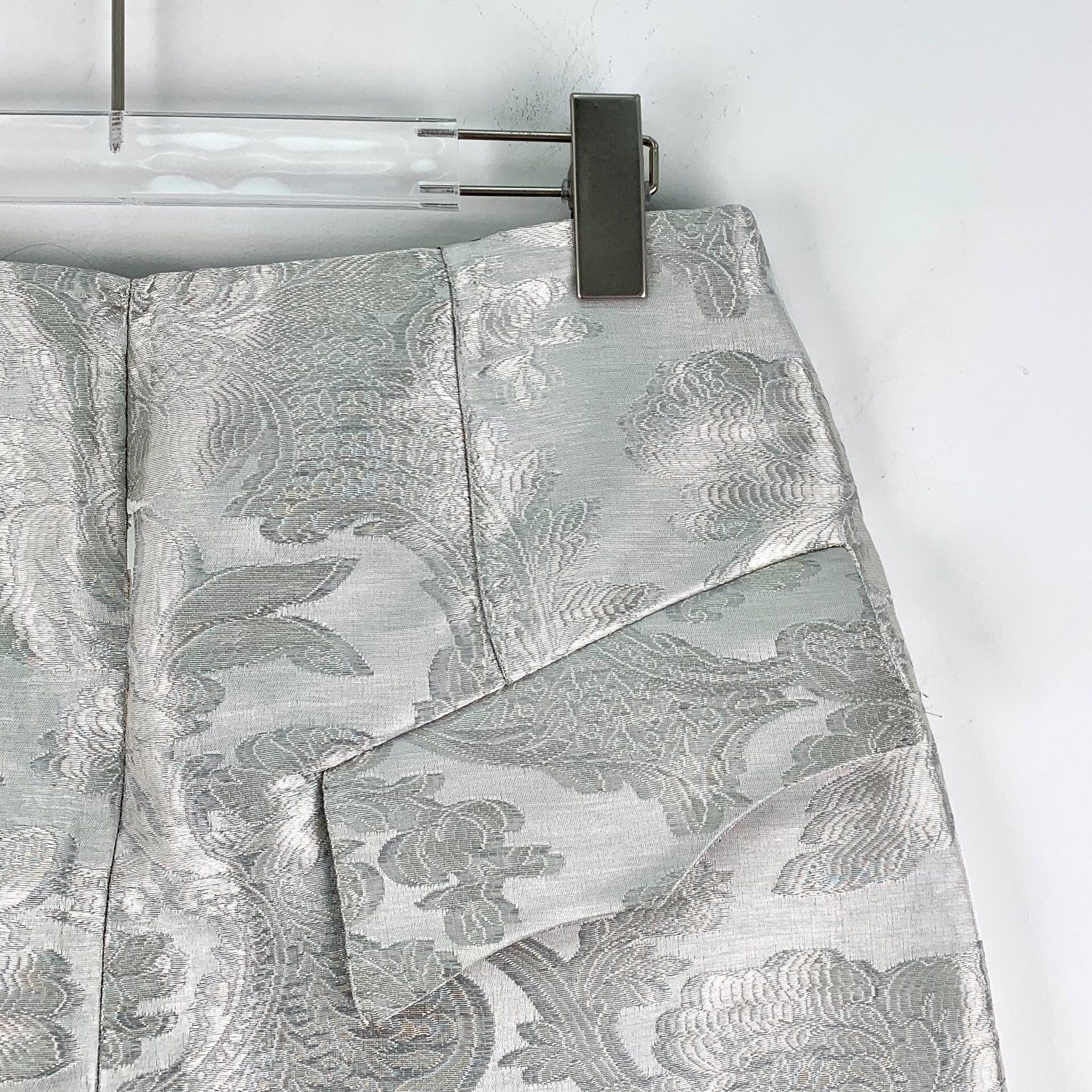 Louis Vuitton Louis Vuitton Silver Floral Embossed A-line Skirt Size 38" / US 16 / IT 52 - 3 Thumbnail