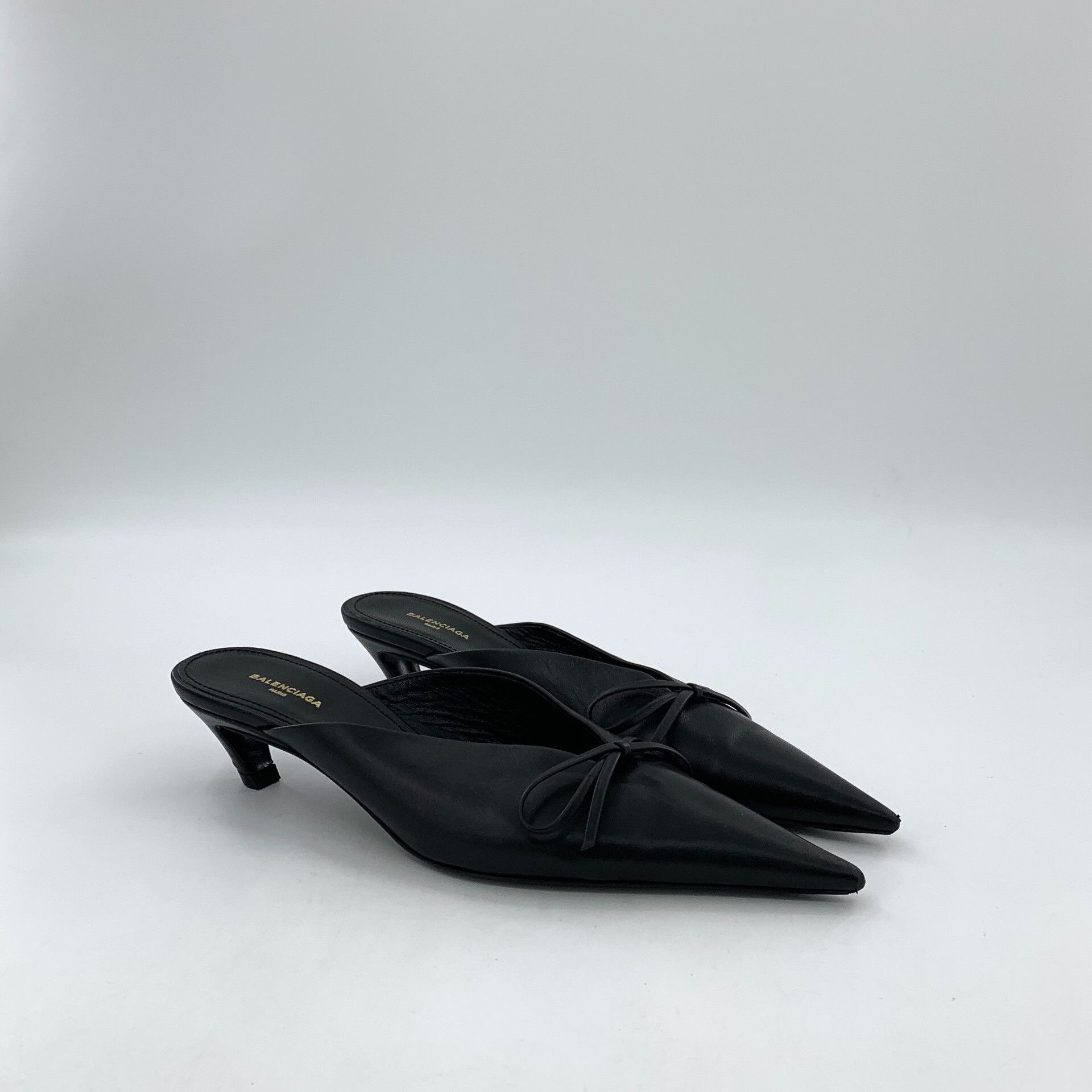 Balenciaga Balenciaga Knife Pointed Bow Mule Heels Size US 4 / IT 34 - 2 Thumbnail