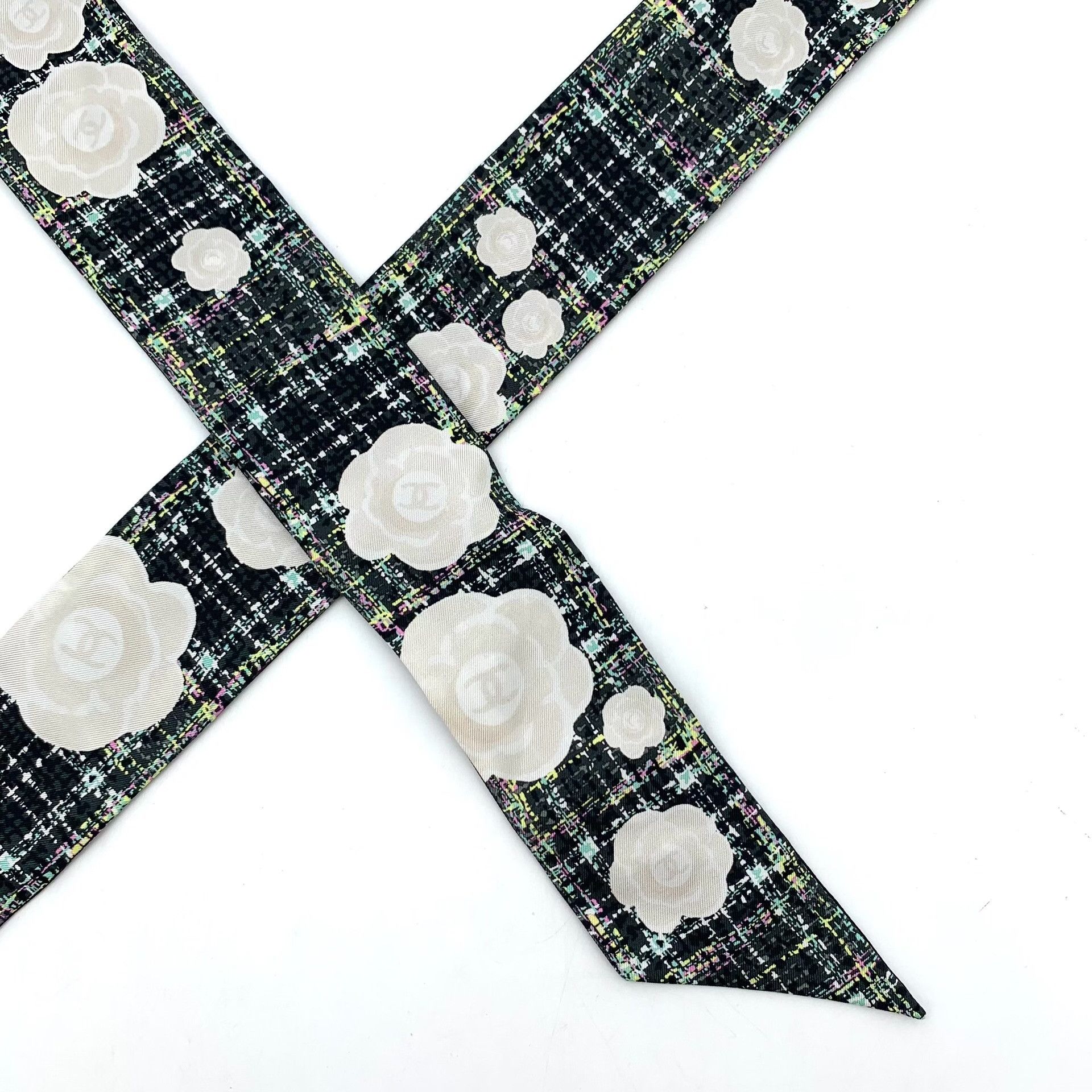 Chanel Chanel Dark Green Camellia Silk Scarf Size ONE SIZE - 4 Thumbnail