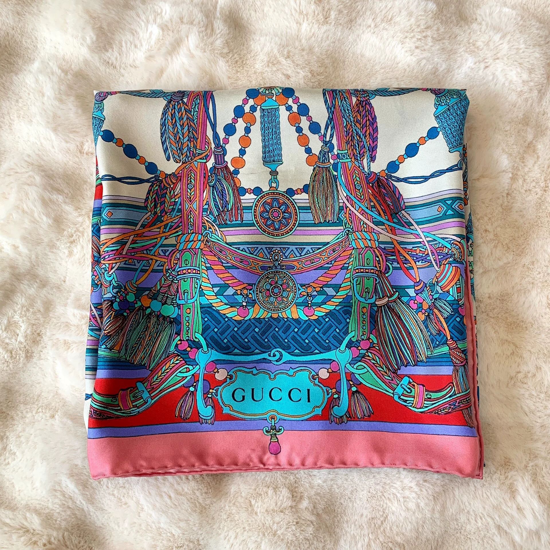 Gucci Gucci Silk Square Scarf with Fringe Size ONE SIZE - 5 Thumbnail