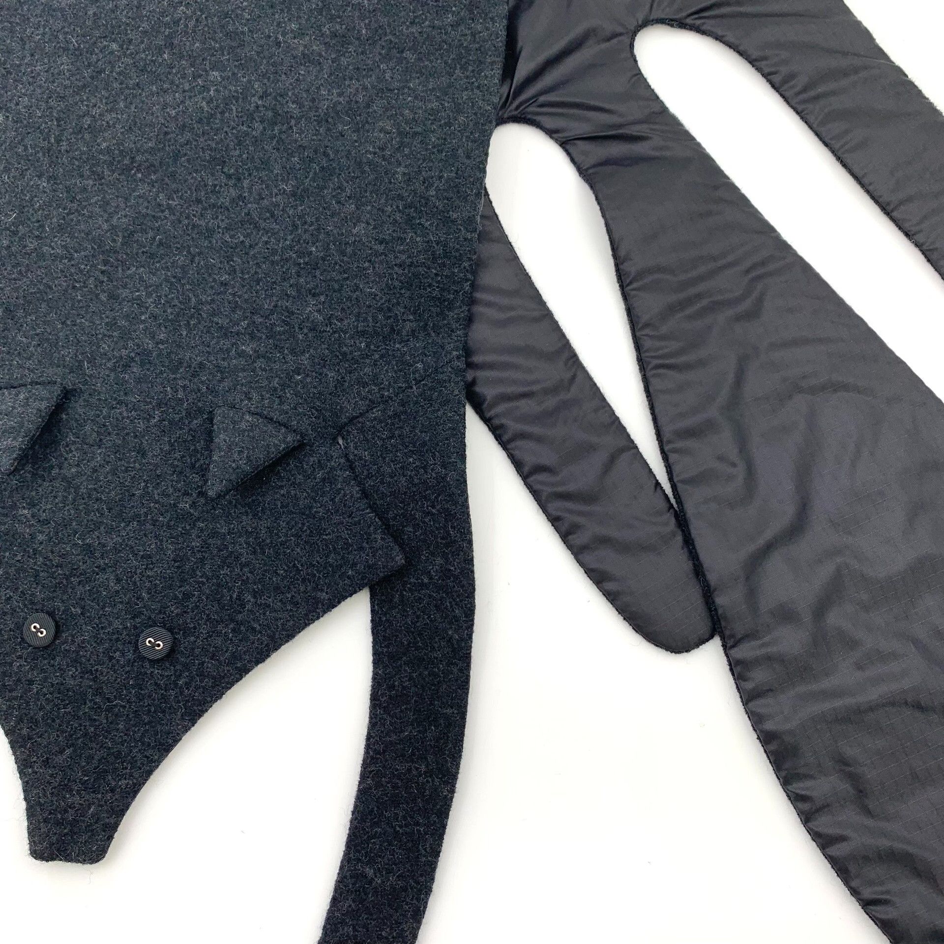 Thom Browne Thom Browne Black Button Irregular Scarf Size ONE SIZE - 5 Thumbnail