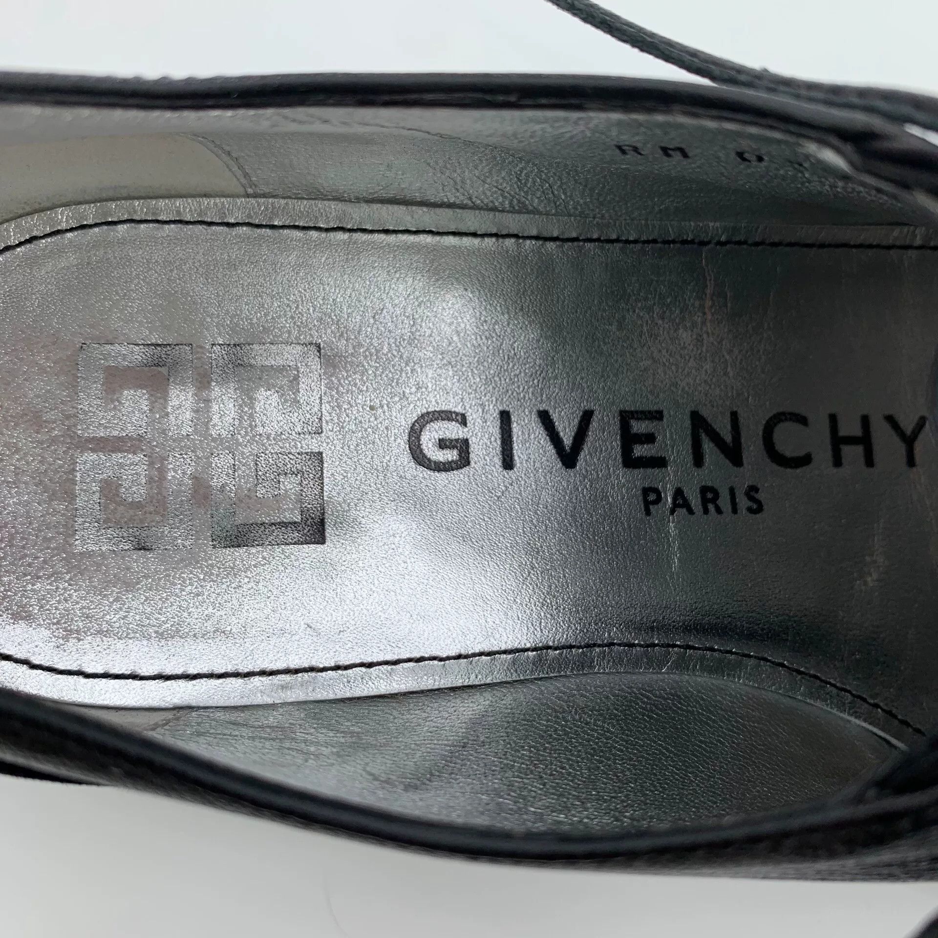 Givenchy Givenchy Black Lace-Up Derby Flats Size US 5 / IT 35 - 8 Thumbnail
