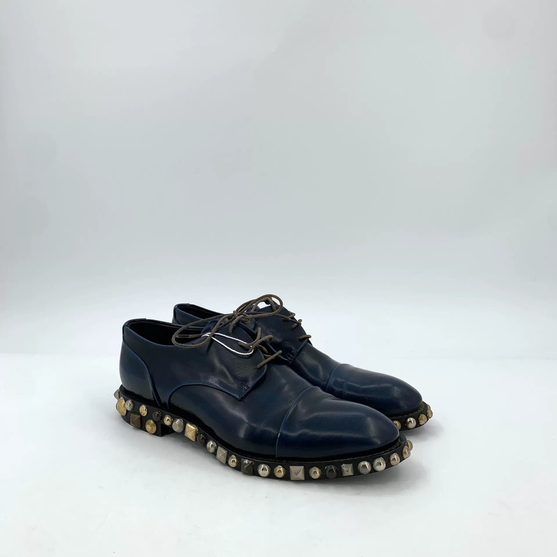 Louis Vuitton Louis Vuitton Black Rivet Lace-Up Leather Shoes Size US 6 / IT 36 - 2 Thumbnail
